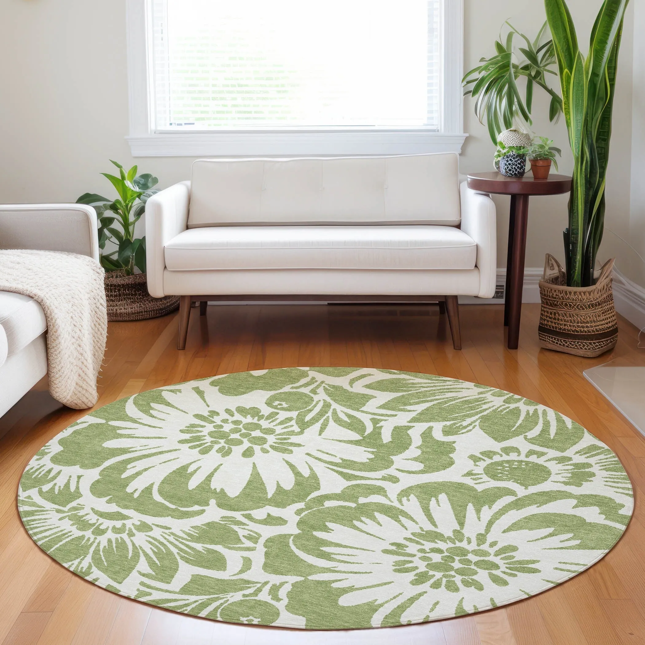 Machine Washable Indoor/ Outdoor Whimsy Floral Chantille Rug