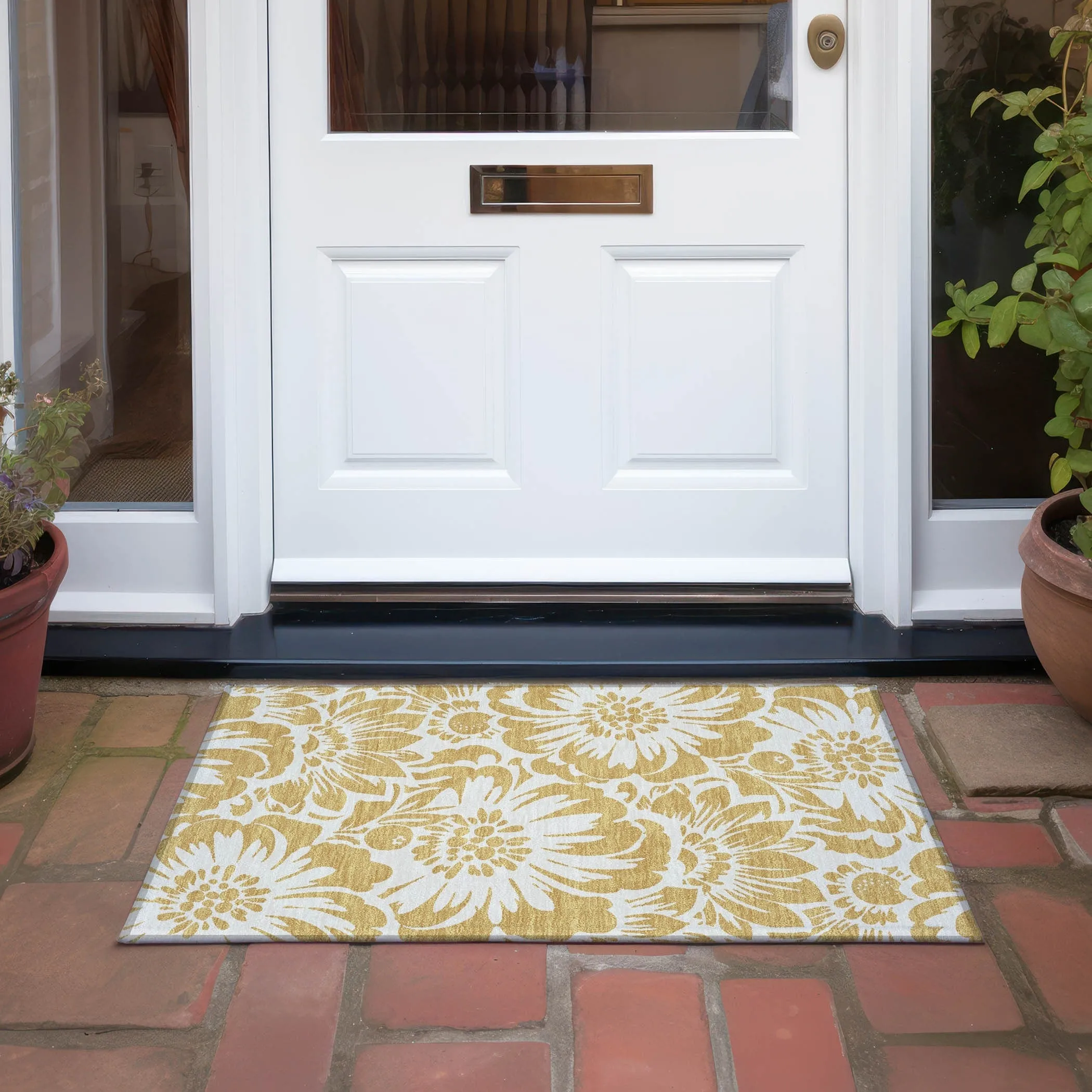 Machine Washable Indoor/ Outdoor Whimsy Floral Chantille Rug