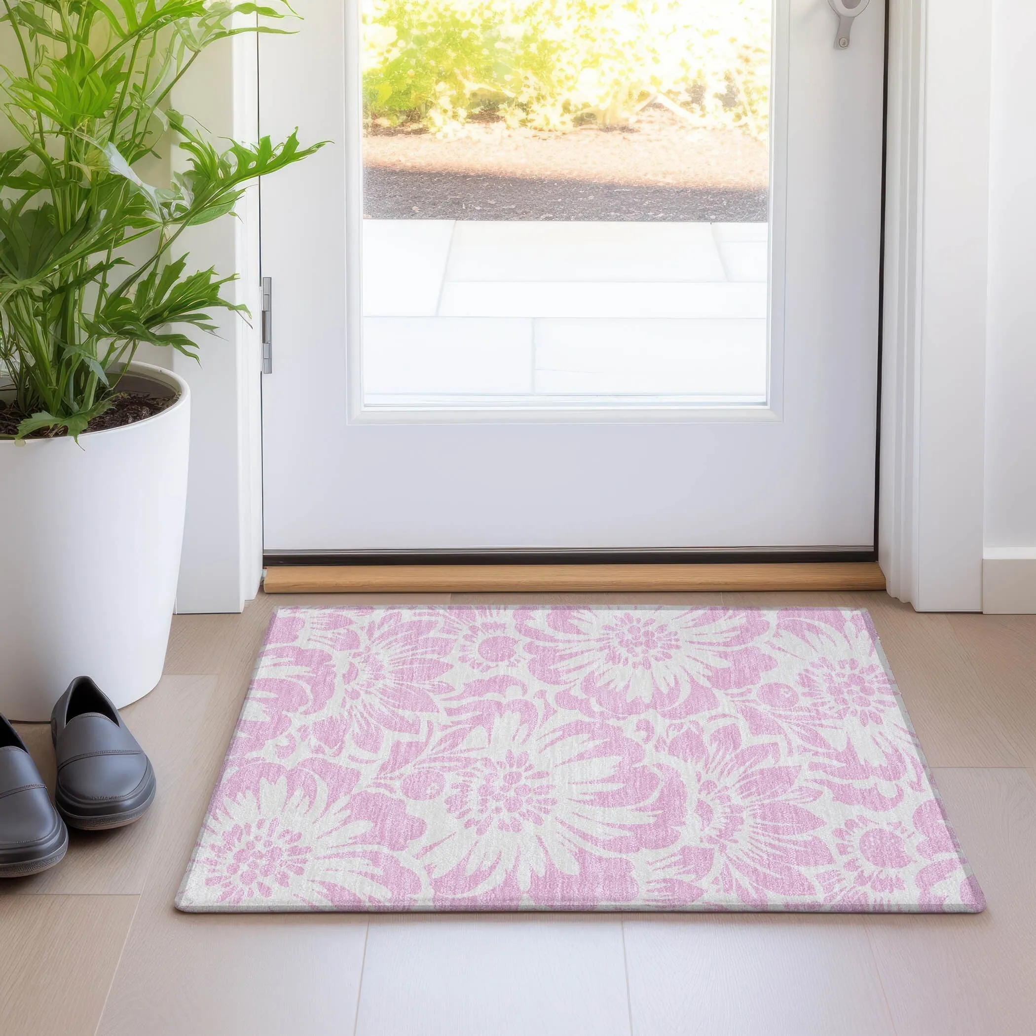Machine Washable Indoor/ Outdoor Whimsy Floral Chantille Rug