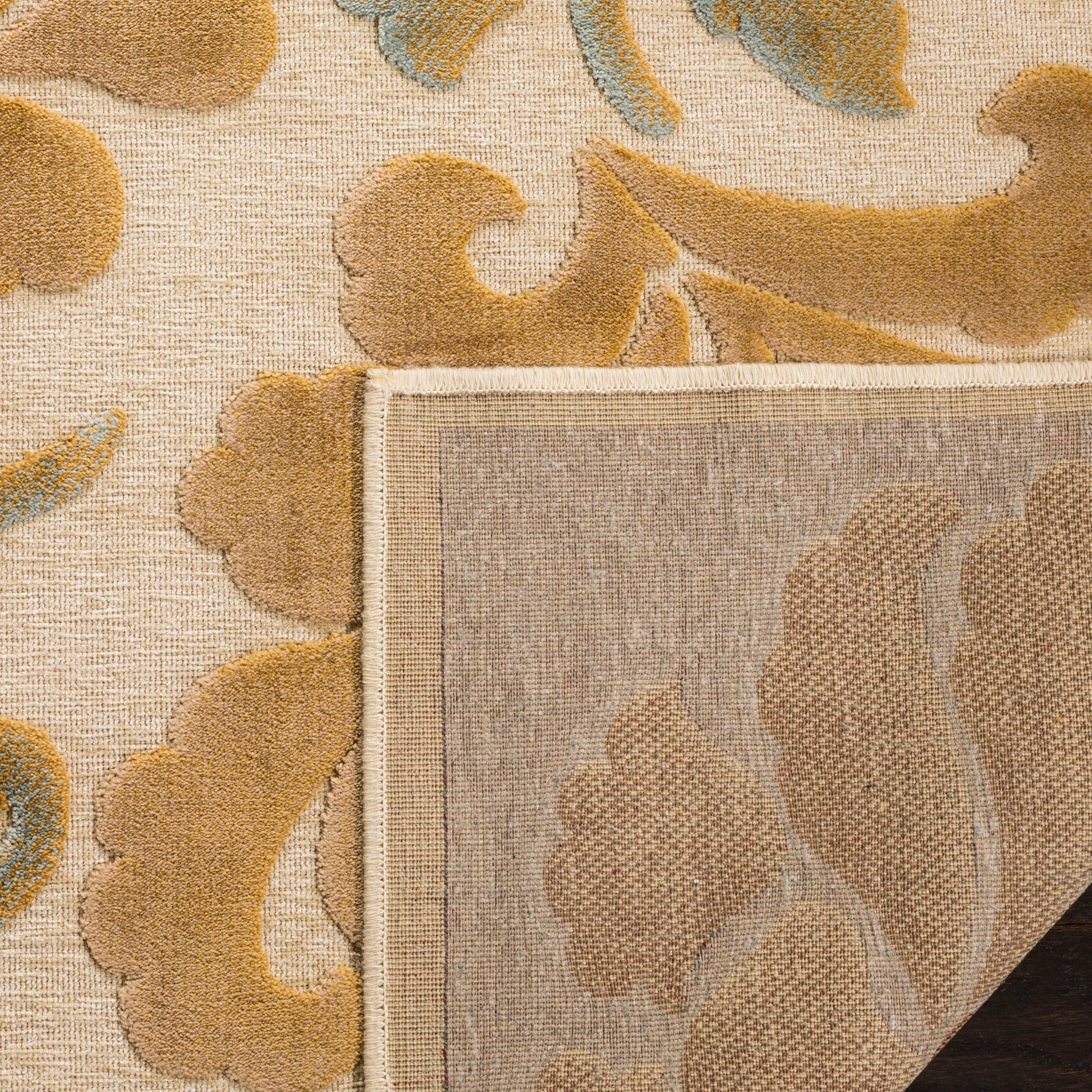 Martha Stewart by SAFAVIEH Handmade Floating Dahlia Viscose Rug