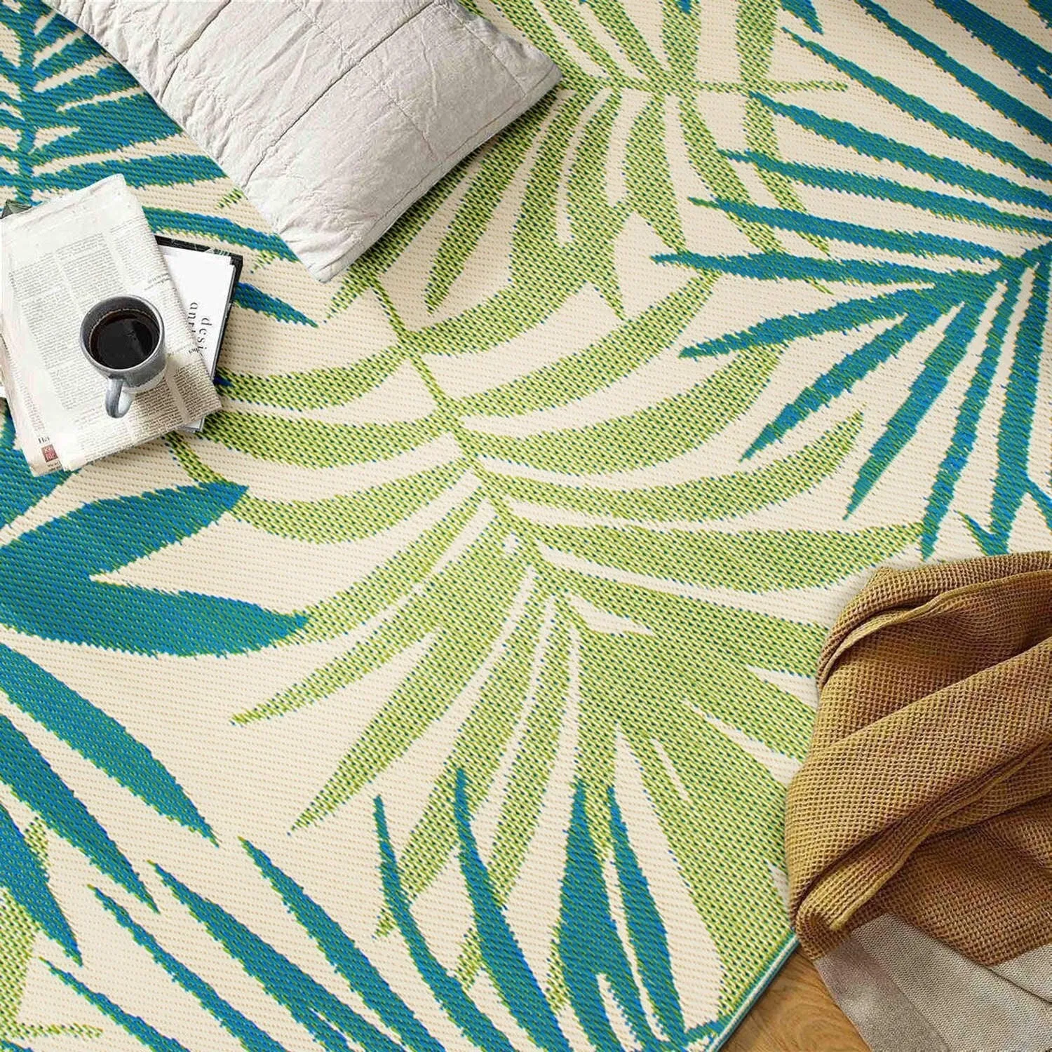 Modern Floral Reversible Plastic Outdoor Rugs