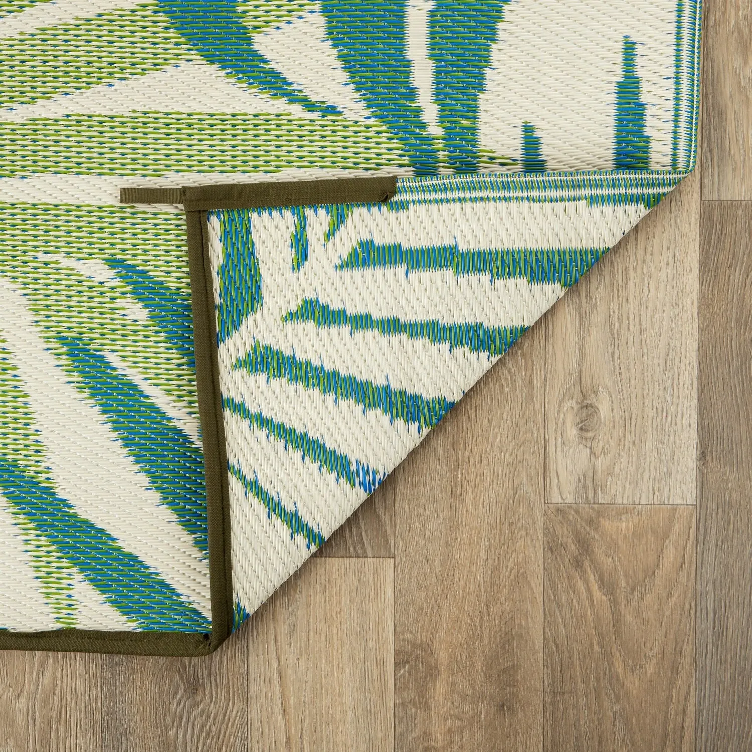 Modern Floral Reversible Plastic Outdoor Rugs