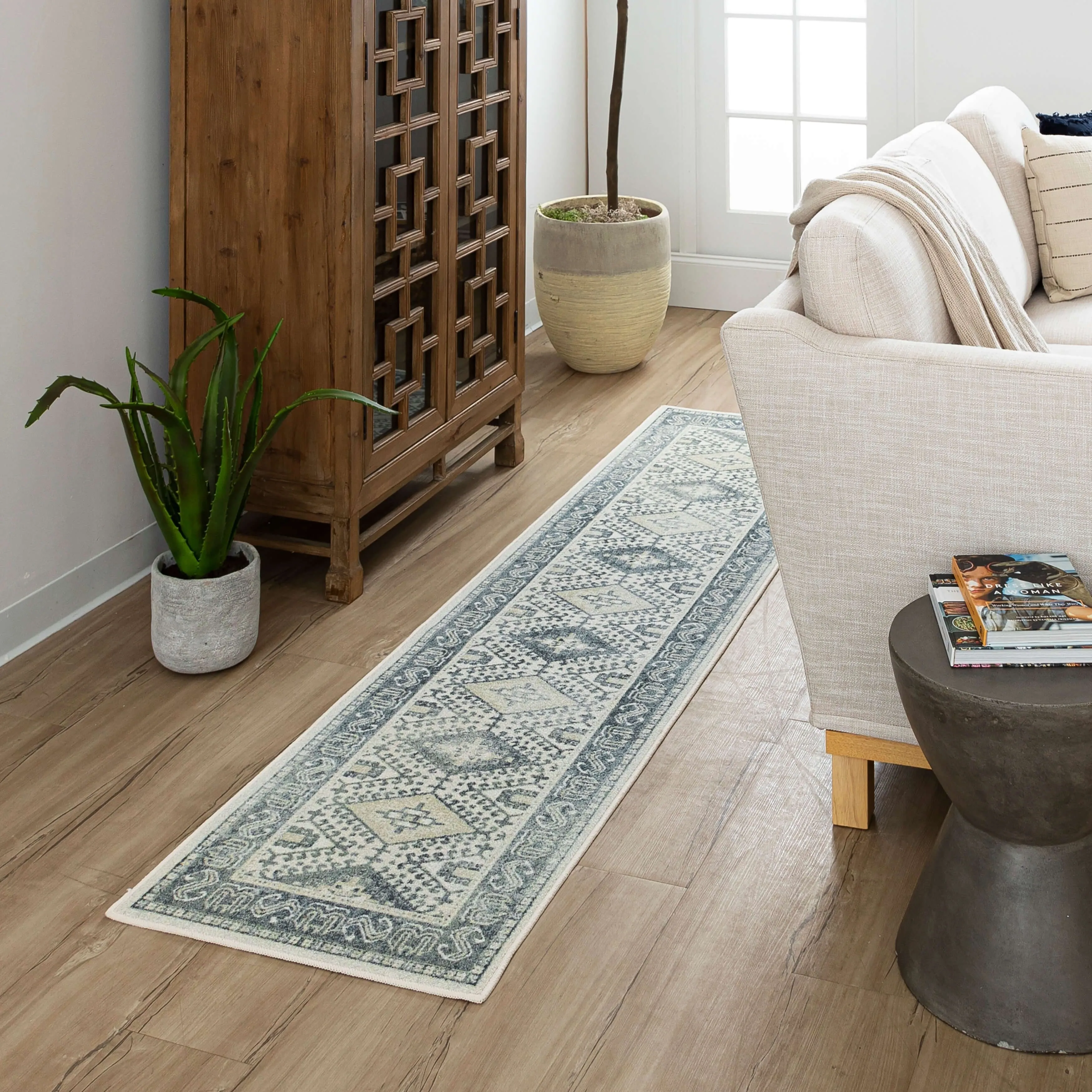 Mohawk Home Diamond Tribal Medallion Area Rug