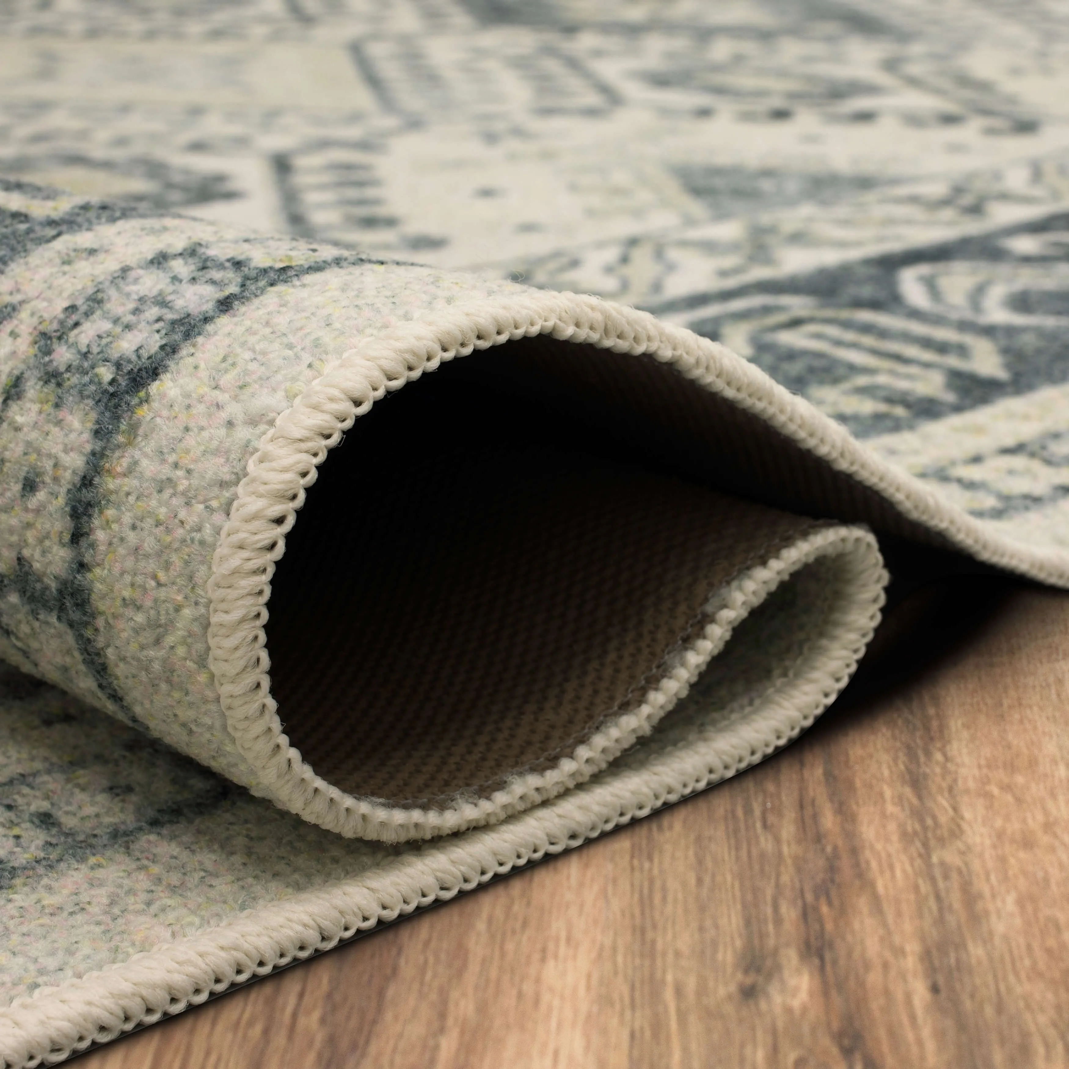 Mohawk Home Diamond Tribal Medallion Area Rug