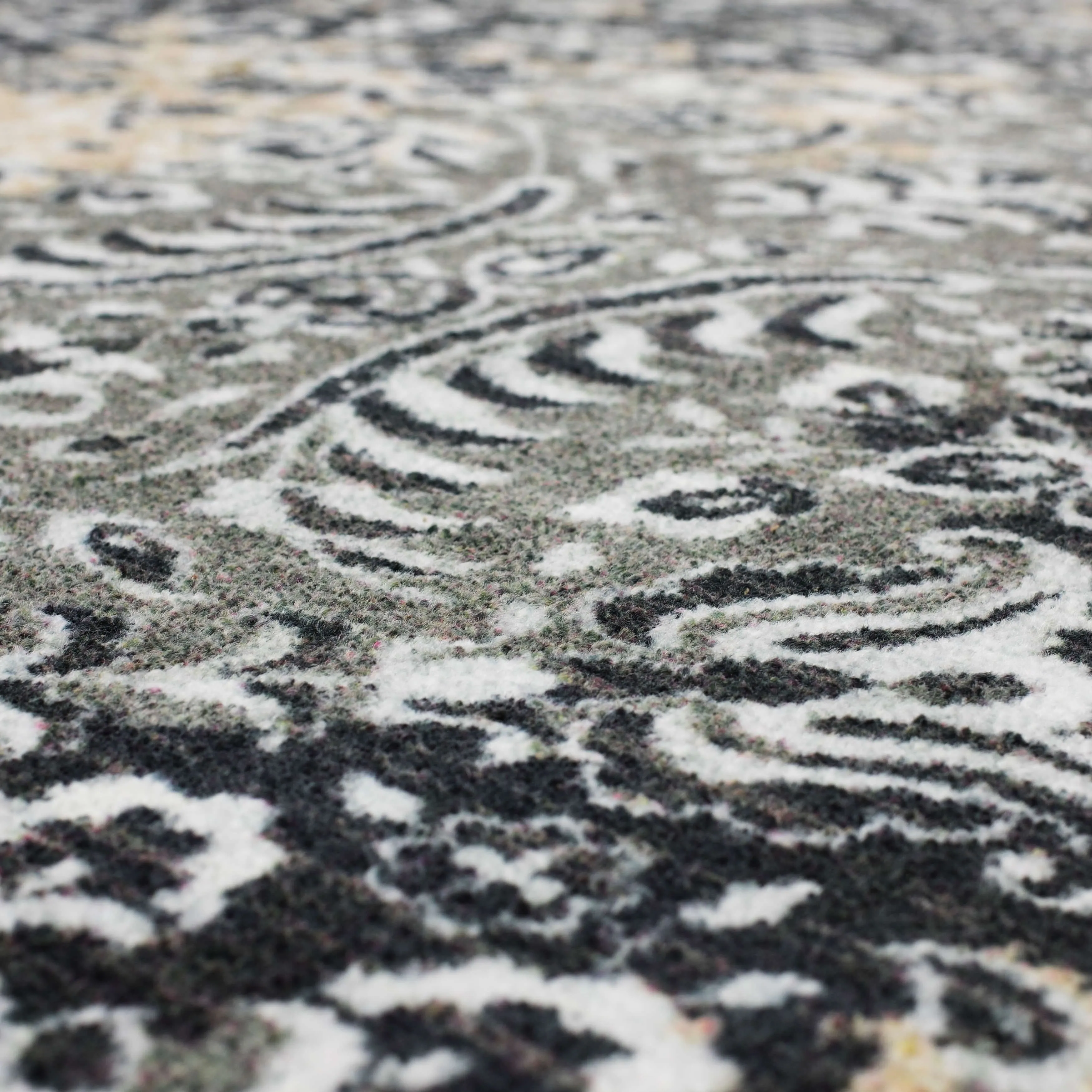 Mohawk Home Garden City Distressed Floral Area Rug