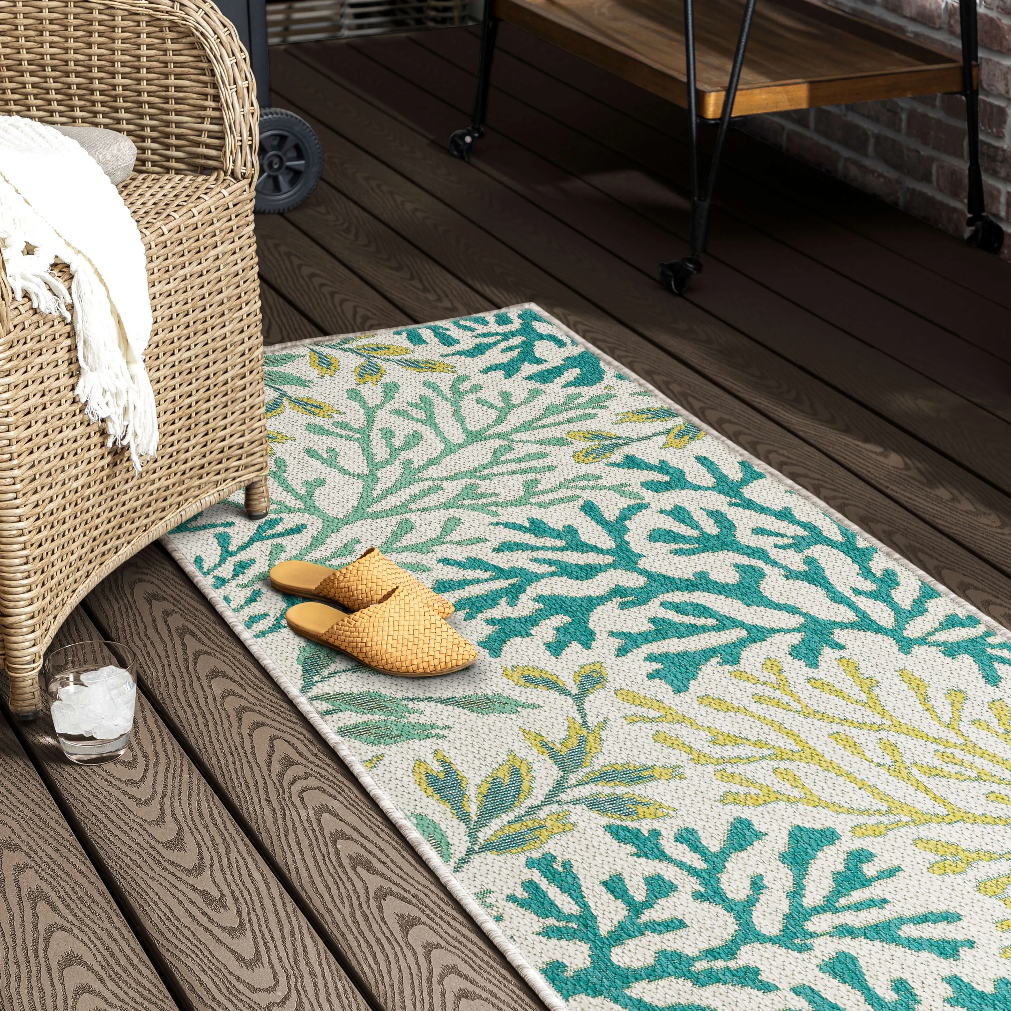 Mohawk Home Indoor/Outdoor Sea Kelp Nautical Patio Area Rug