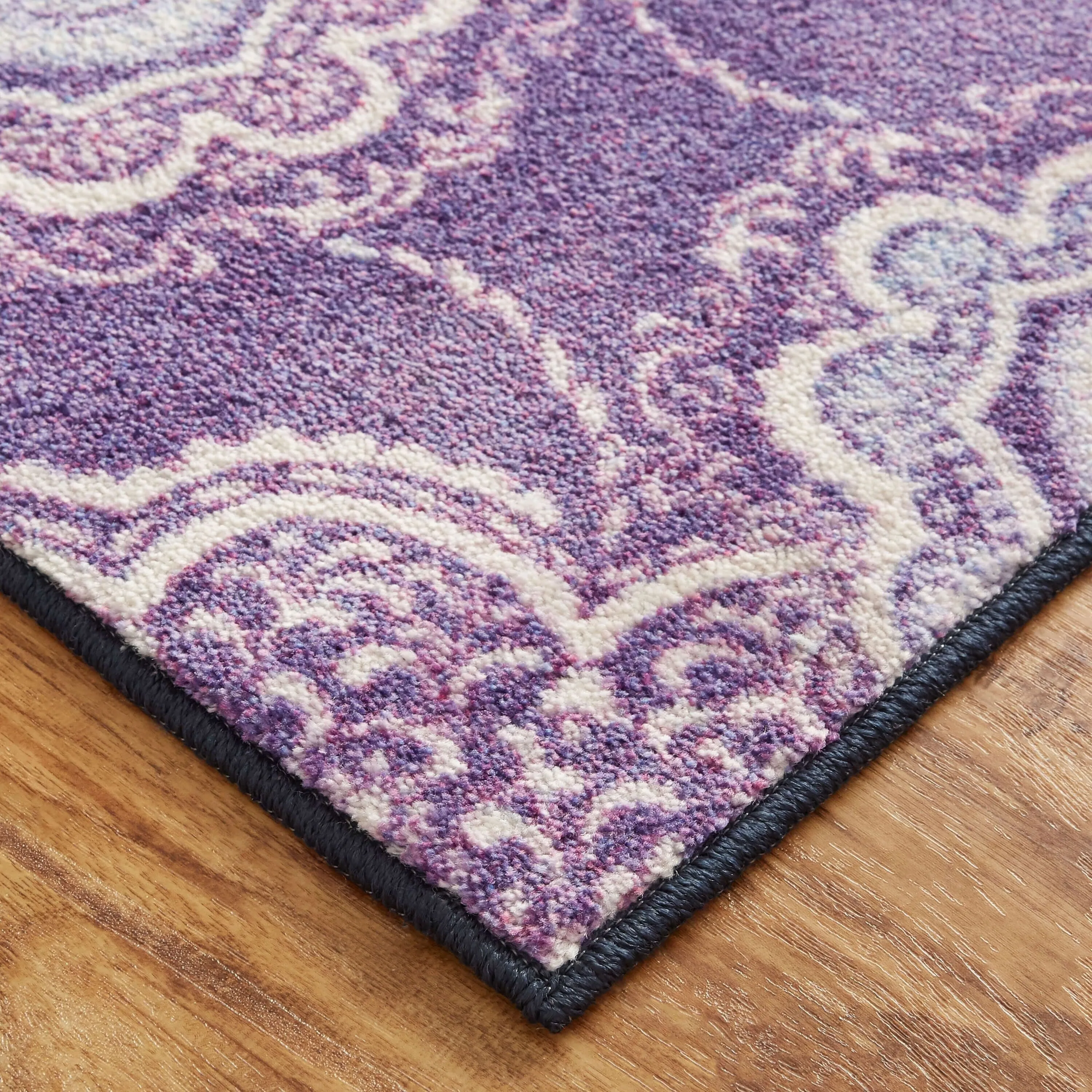 Mohawk Home Isabella Ornamental Medallion Area Rug