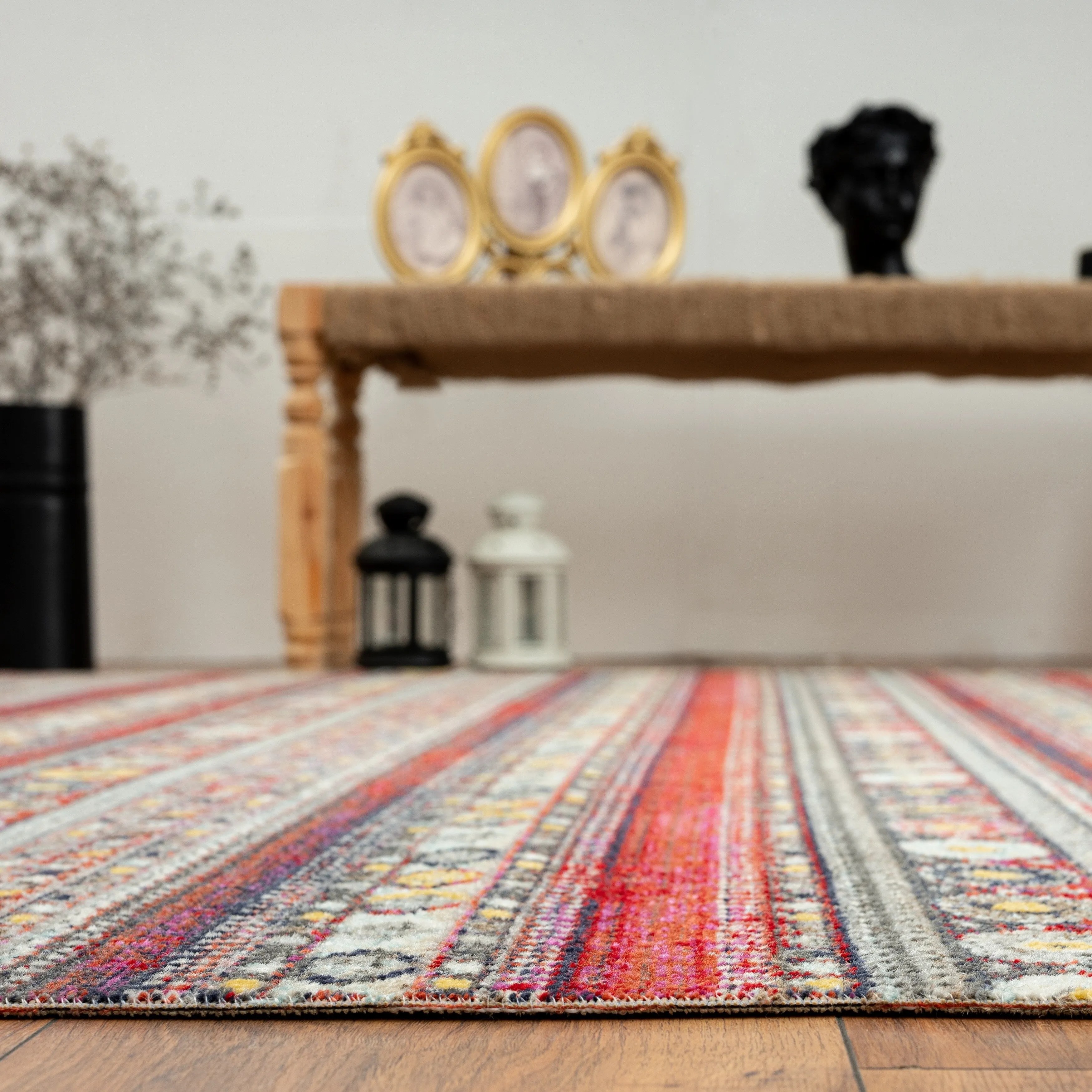 N Natori 24-Seven Outdoor/Indoor Tribal Southwestern Area Rug