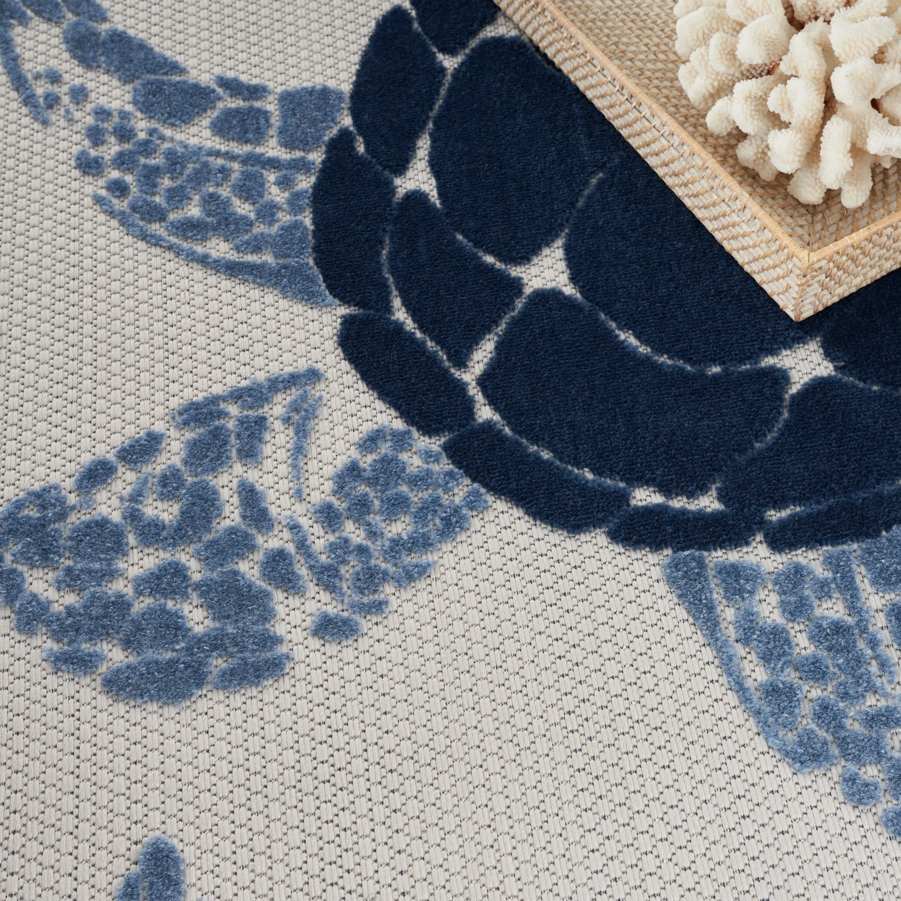 Nourison Aloha Indoor Outdoor Coastal Sea Turtles & Beach Area Rug