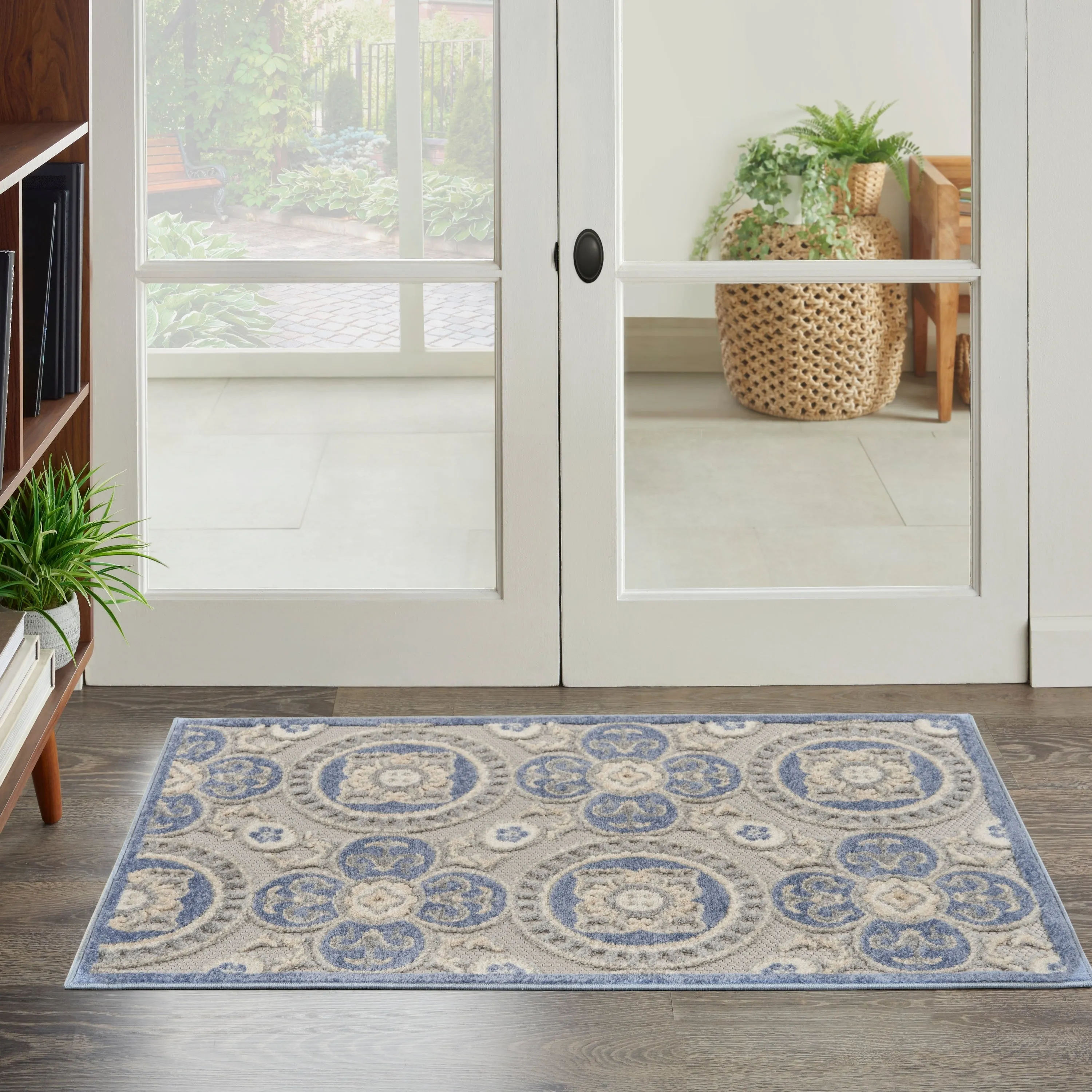Nourison Aloha Indoor/outdoor Geometric Area Rug