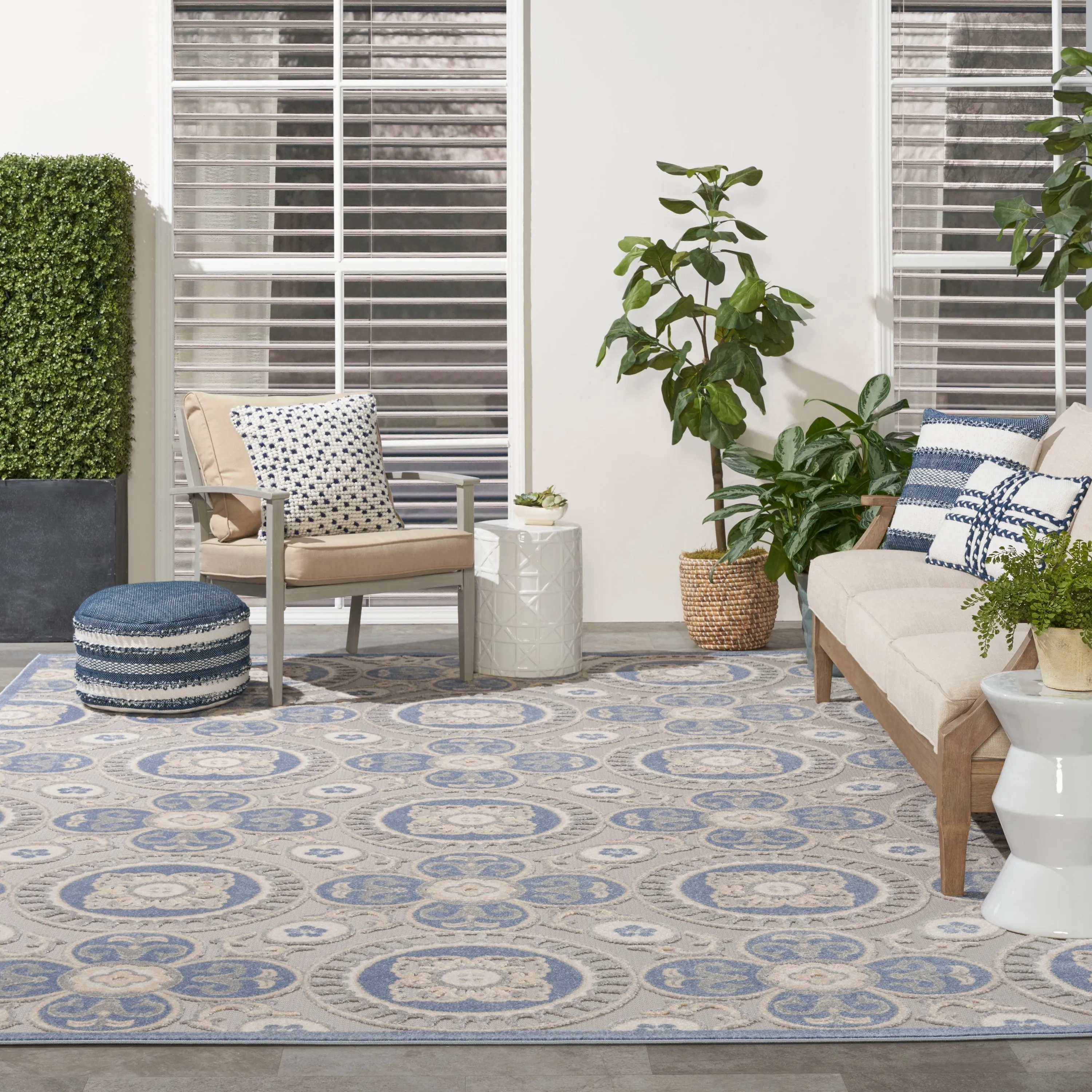 Nourison Aloha Indoor/outdoor Geometric Area Rug