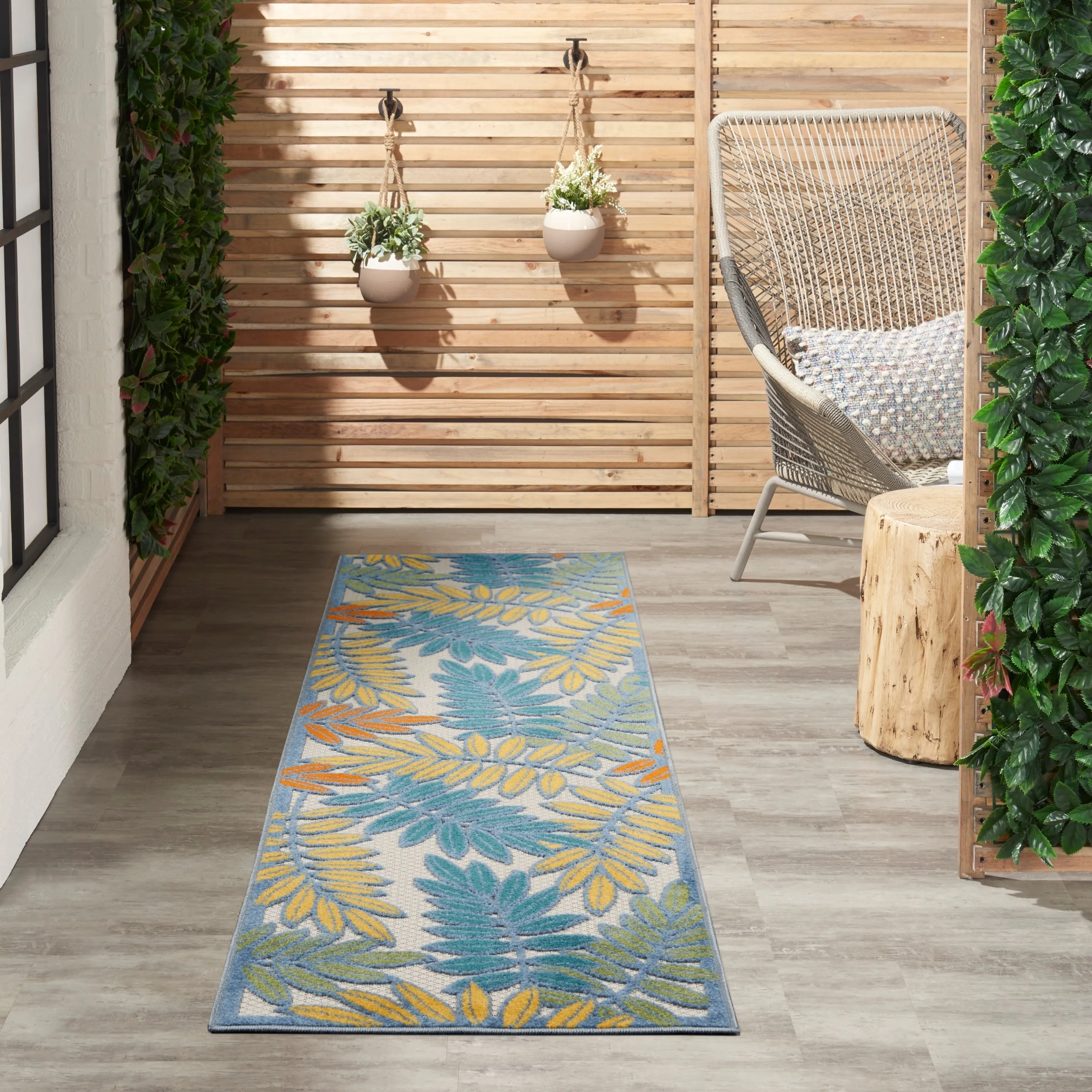 Nourison Aloha Leaf Print Vibrant Indoor/Outdoor Area Rug