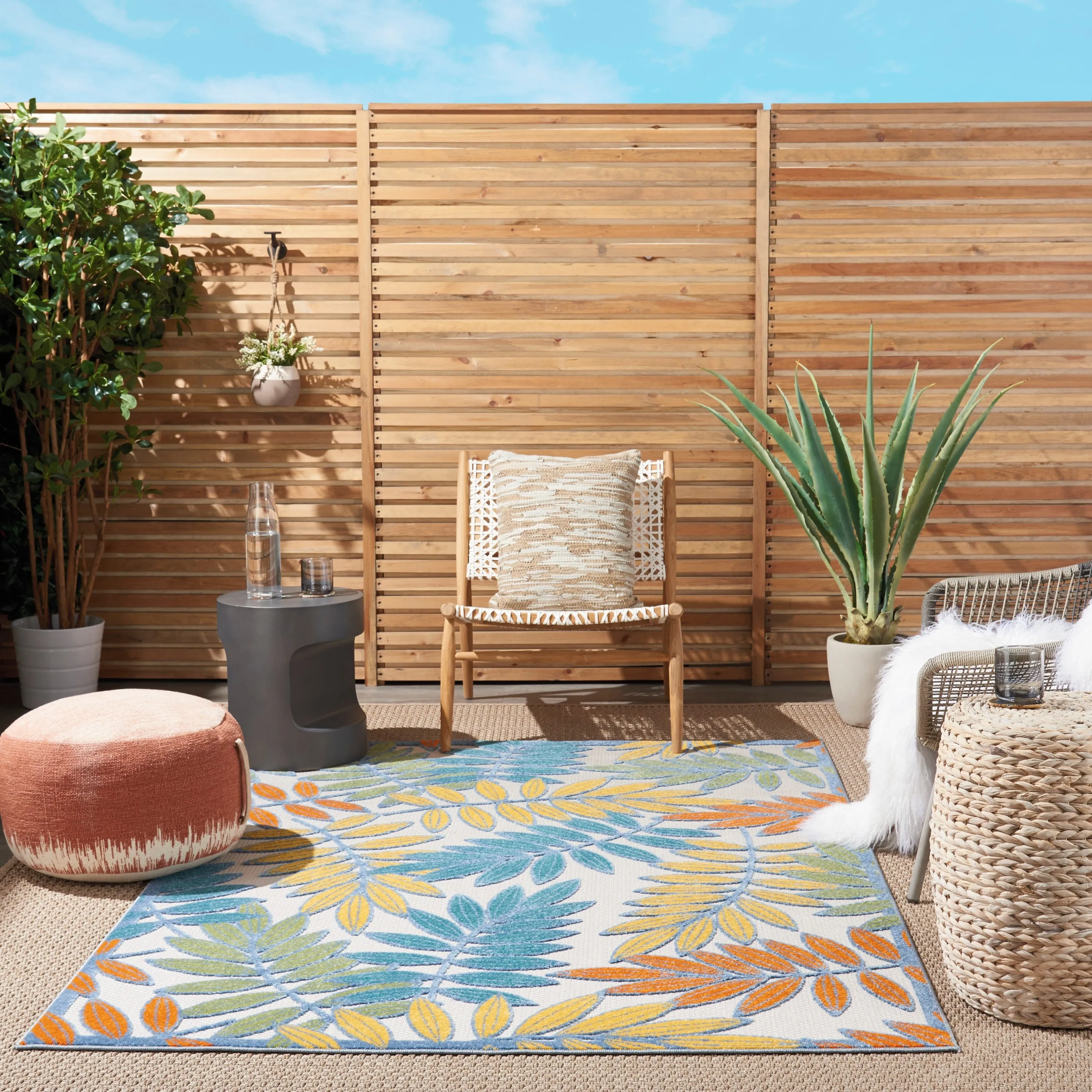 Nourison Aloha Leaf Print Vibrant Indoor/Outdoor Area Rug