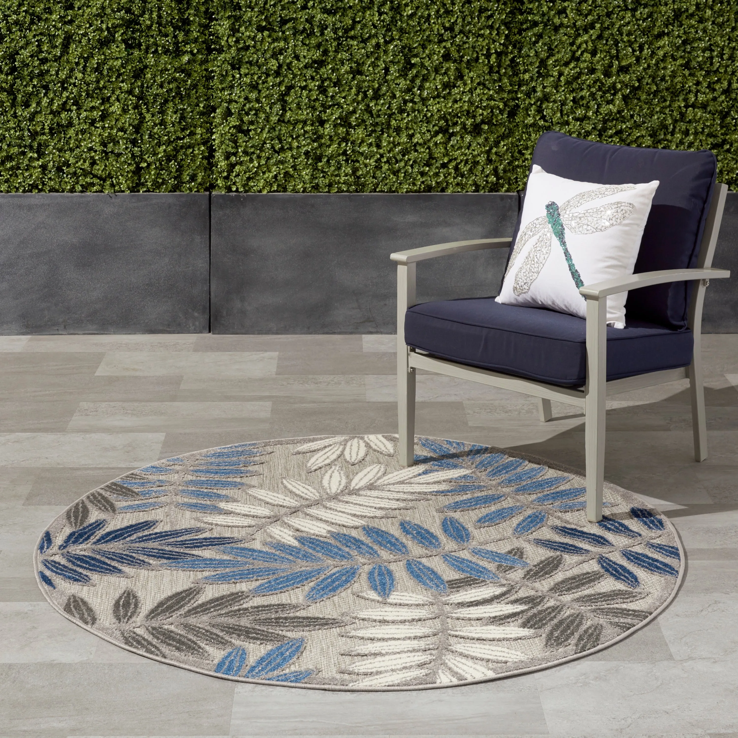 Nourison Aloha Leaf Print Vibrant Indoor/Outdoor Area Rug
