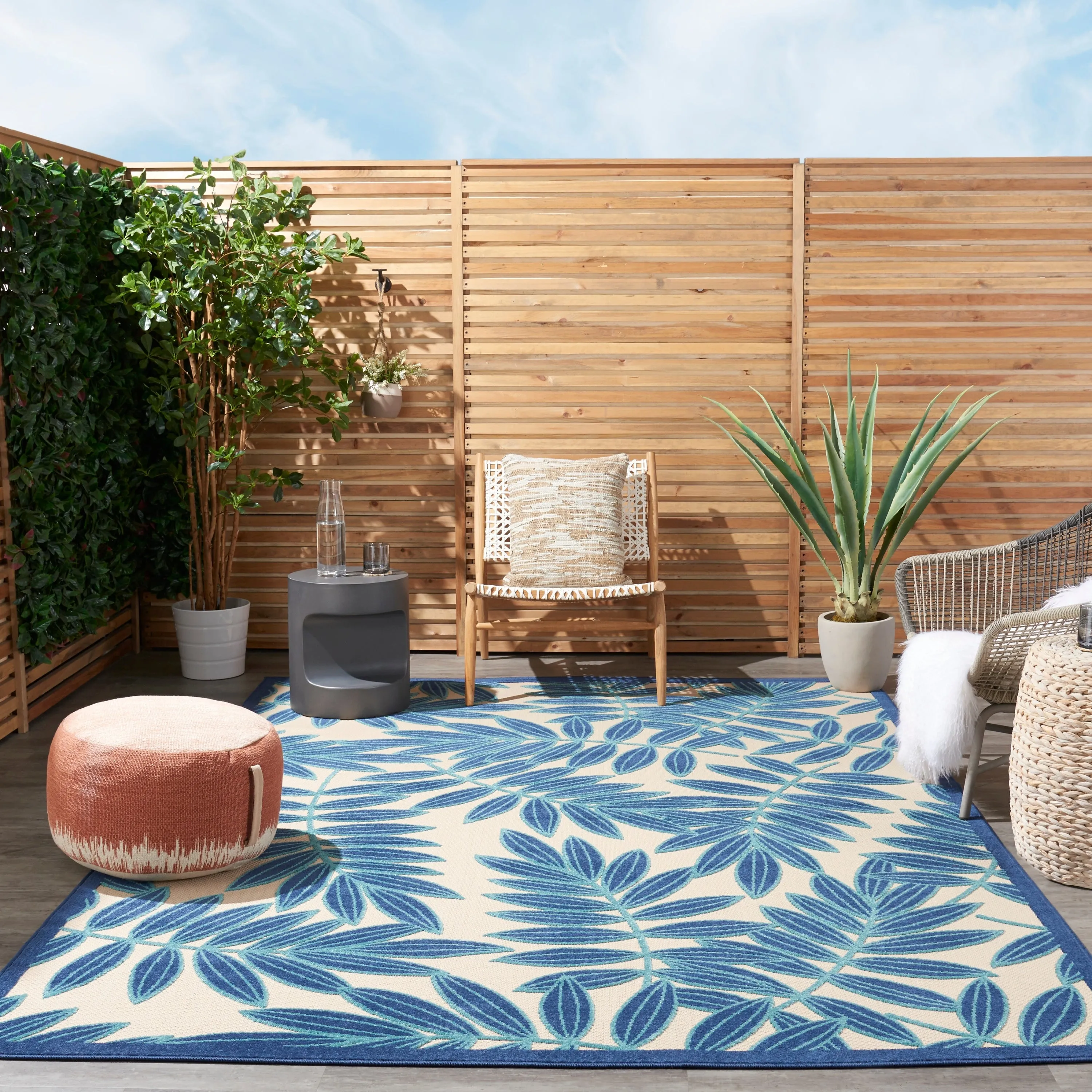 Nourison Aloha Leaf Print Vibrant Indoor/Outdoor Area Rug