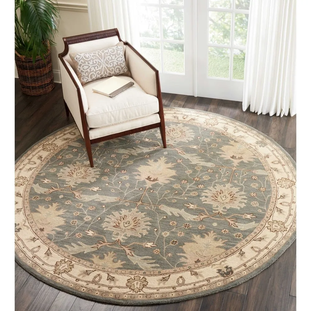 Nourison Hand-tufted Wool Persian Vine and Bloom Area Rug