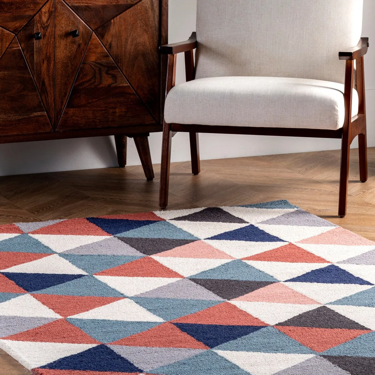 Nuloom Bianca Triangles Area Rug