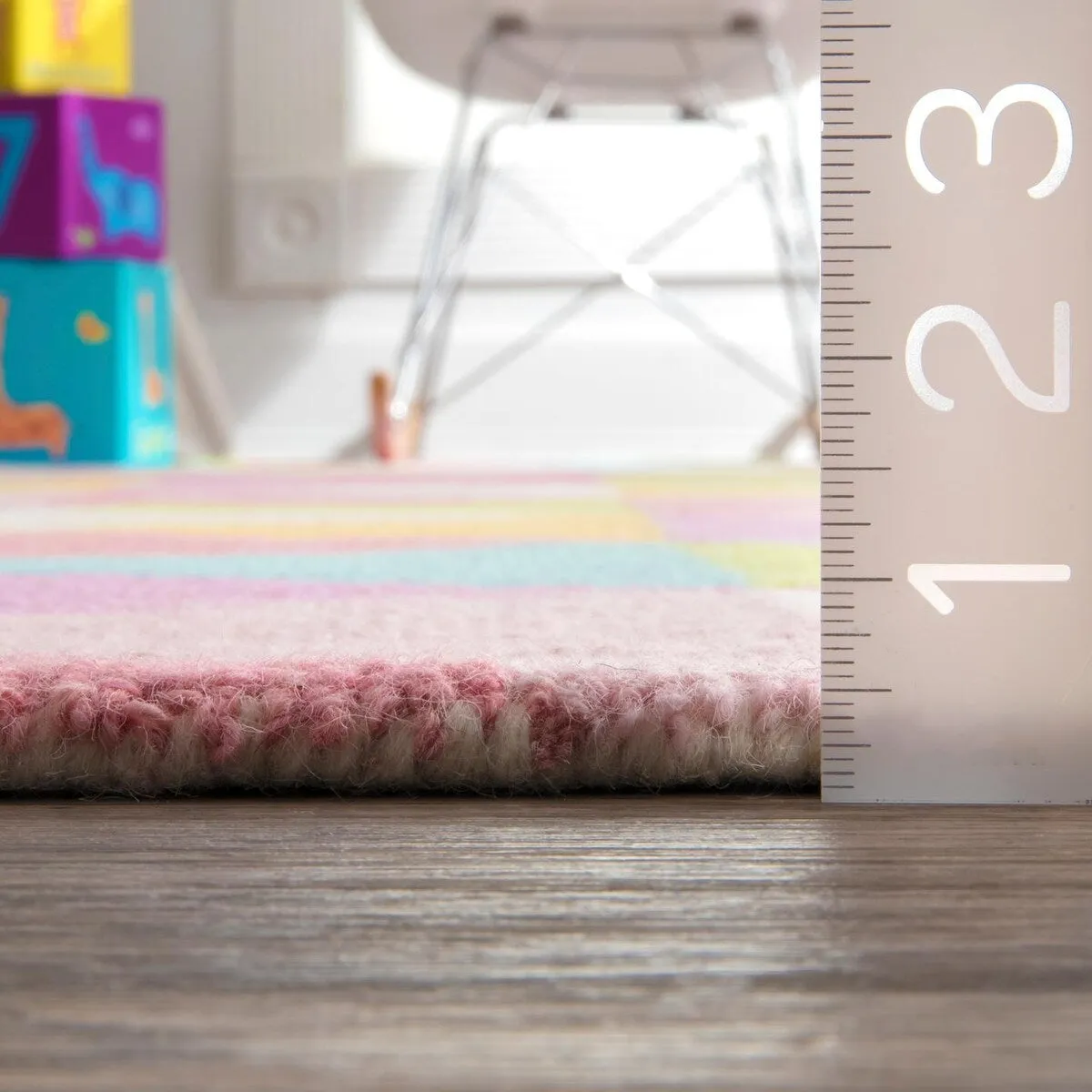 Nuloom Bianca Triangles Area Rug