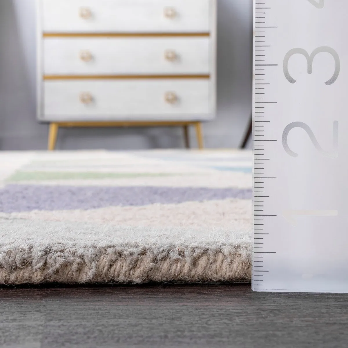 Nuloom Bianca Triangles Area Rug