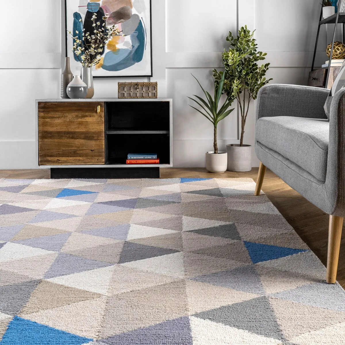 Nuloom Bianca Triangles Area Rug