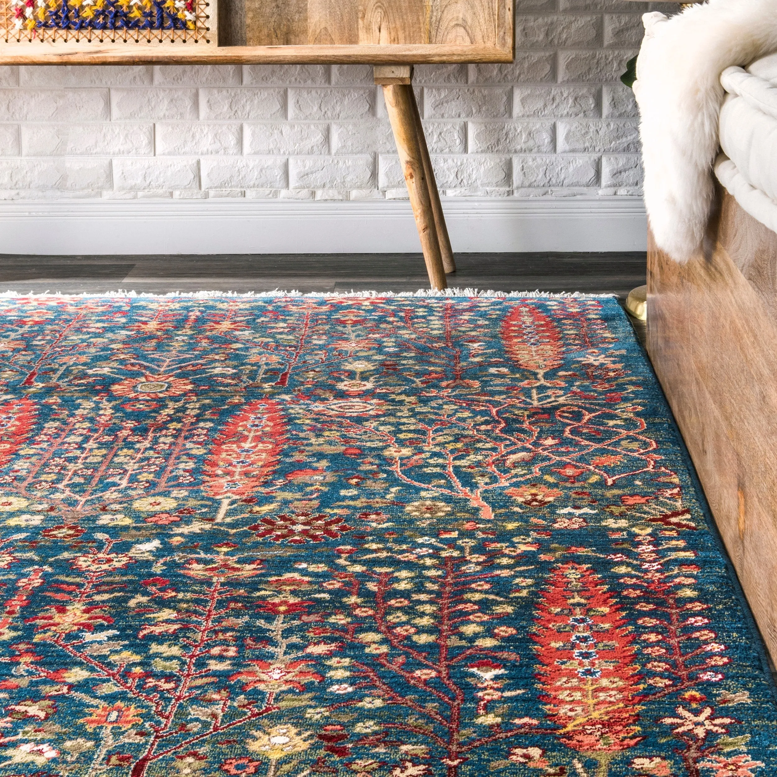 Nuloom Dasilva Tribal Fringe Area Rug