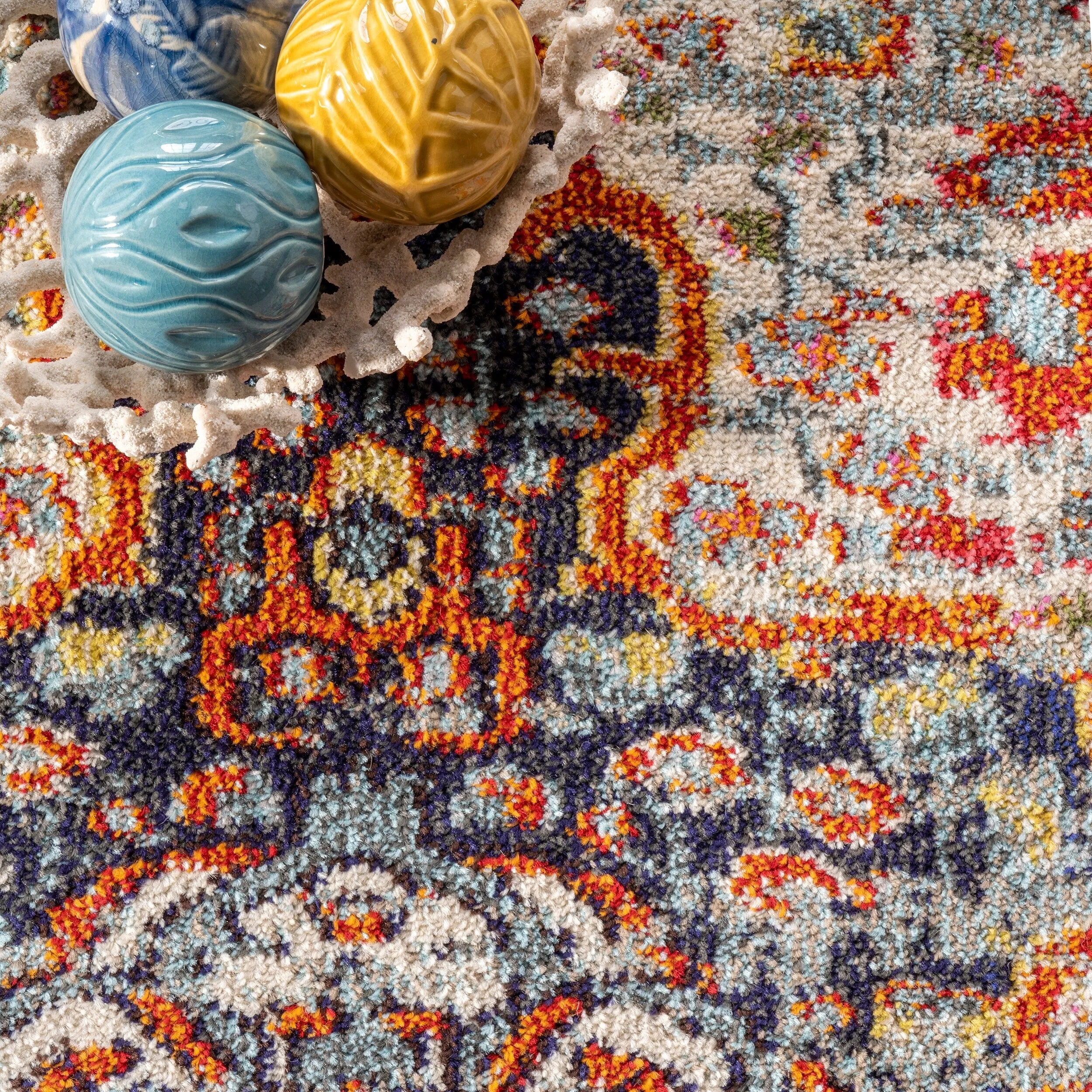Nuloom Distressed Persian Sarita Area Rug