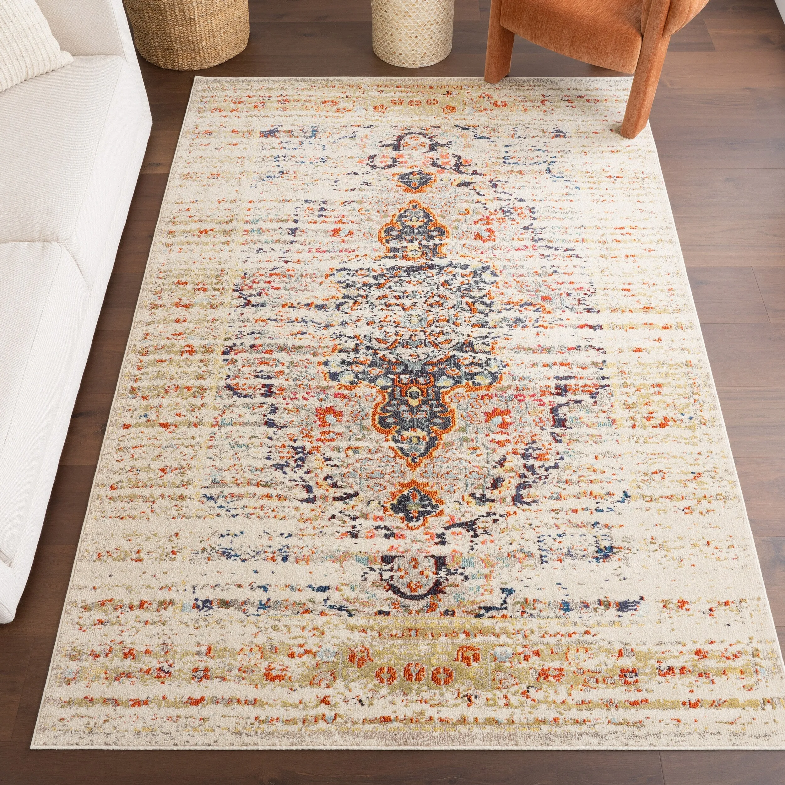 Nuloom Distressed Persian Sarita Area Rug