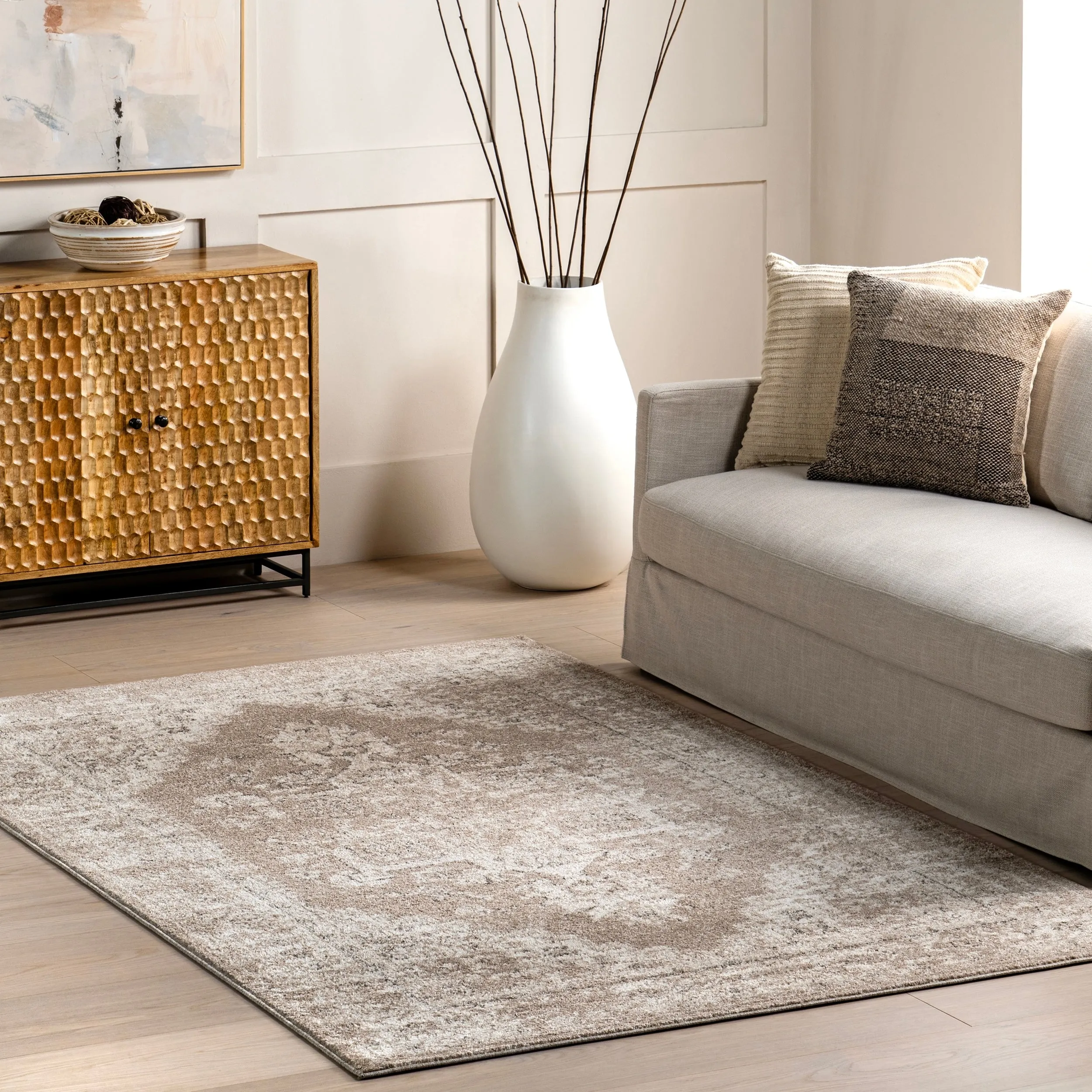 Nuloom Gena Distressed Transitional Medallion Area Rug