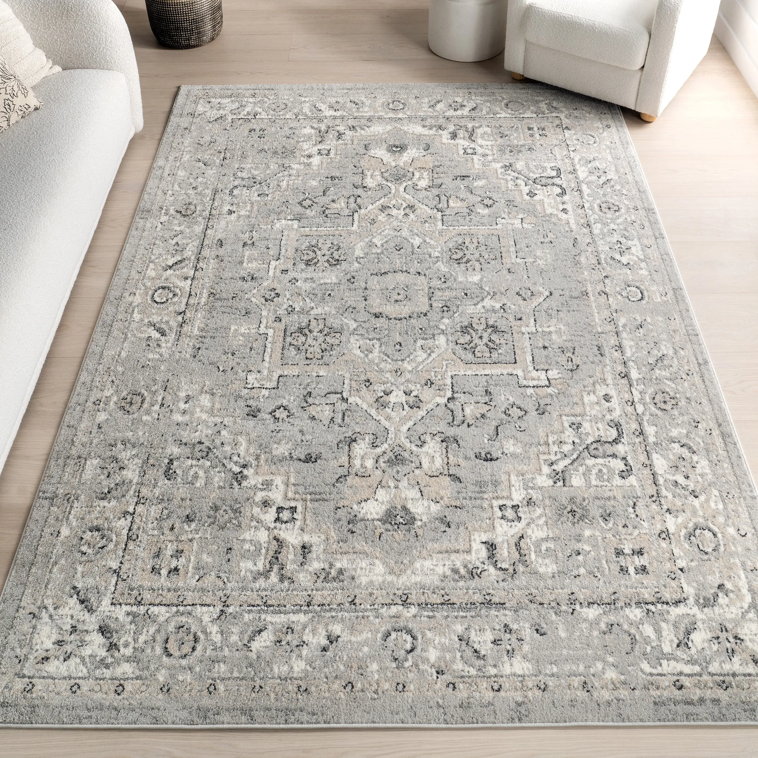 Nuloom Gena Distressed Transitional Medallion Area Rug