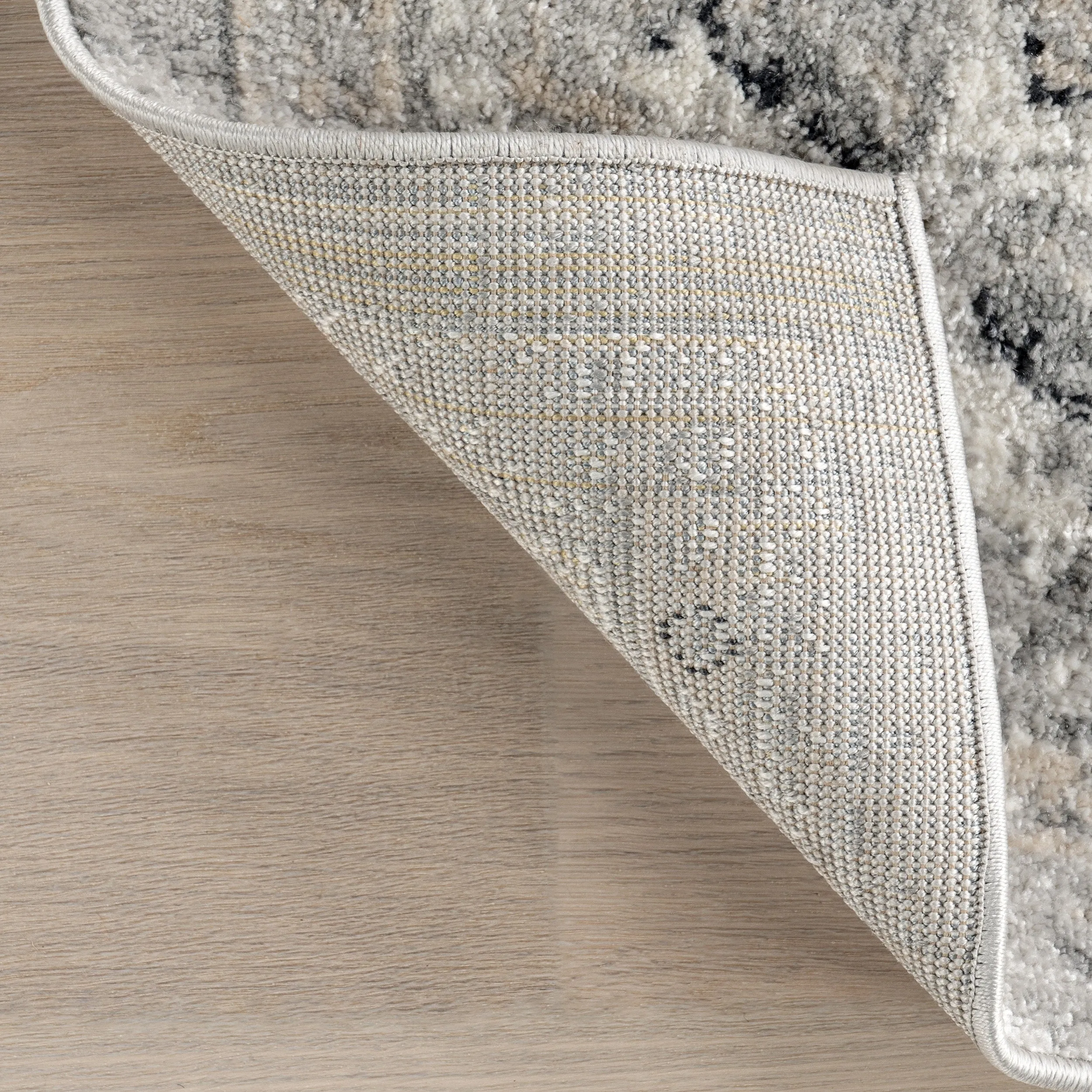 Nuloom Gena Distressed Transitional Medallion Area Rug