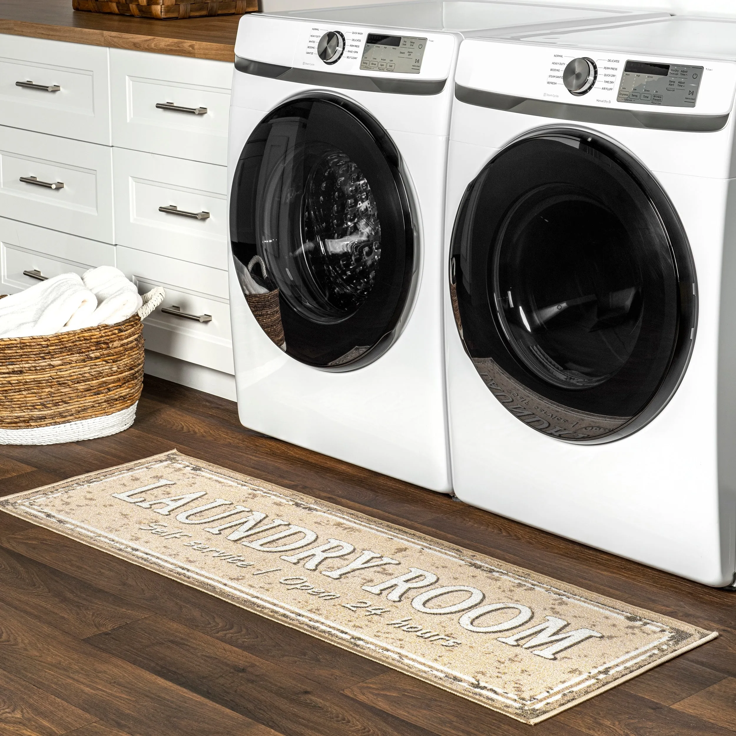 Nuloom Graphic Machine Washable Laundry Mat