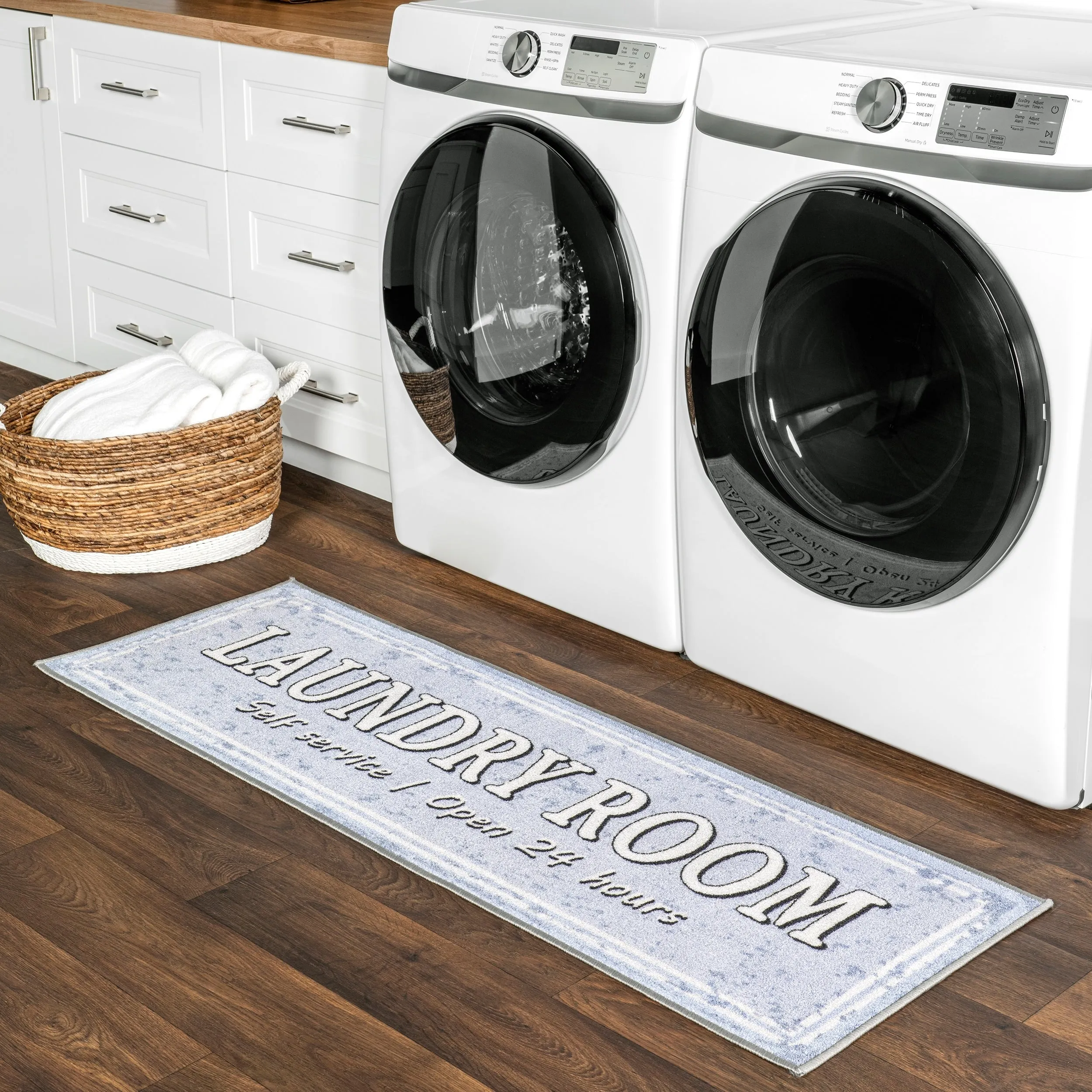 Nuloom Graphic Machine Washable Laundry Mat