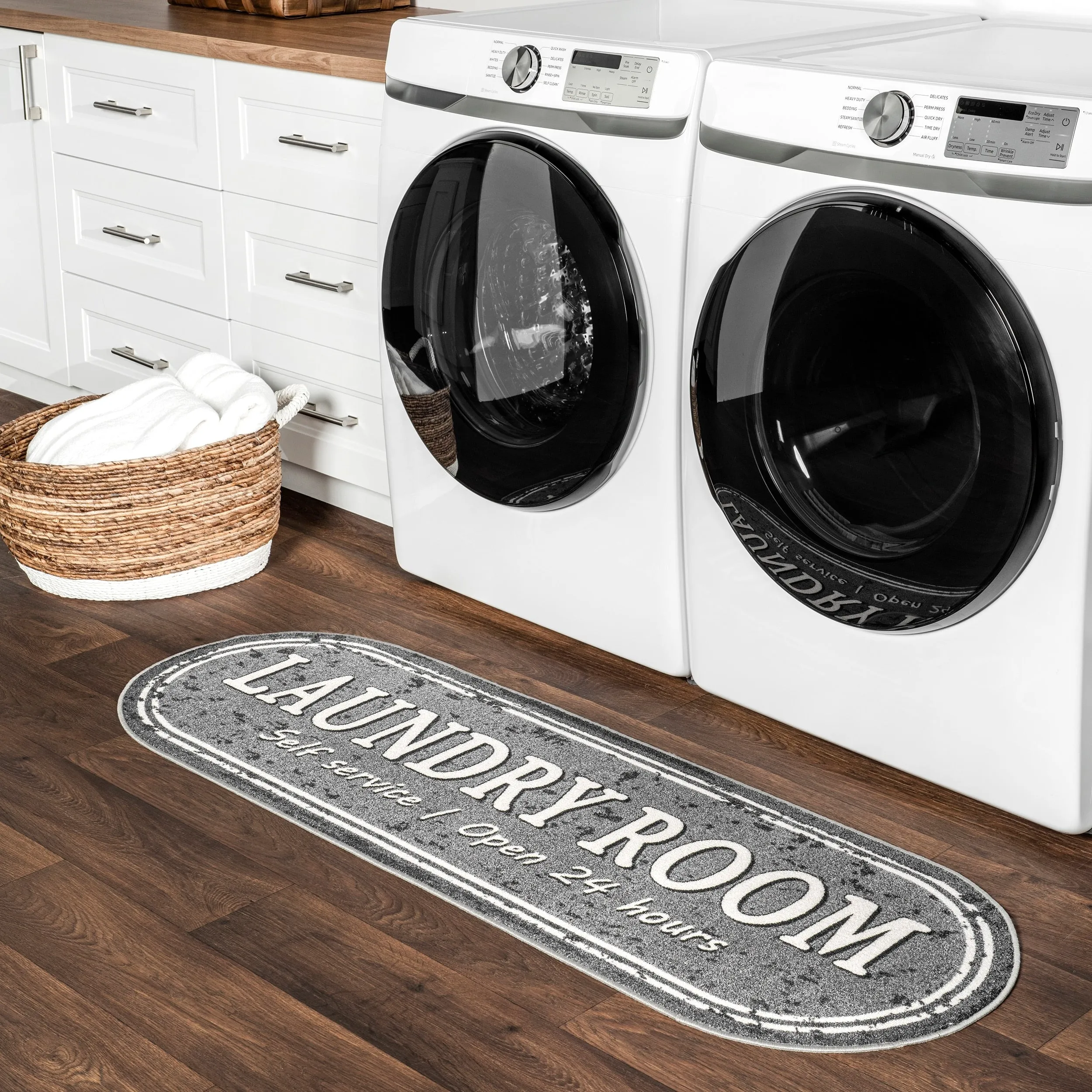 Nuloom Graphic Machine Washable Laundry Mat