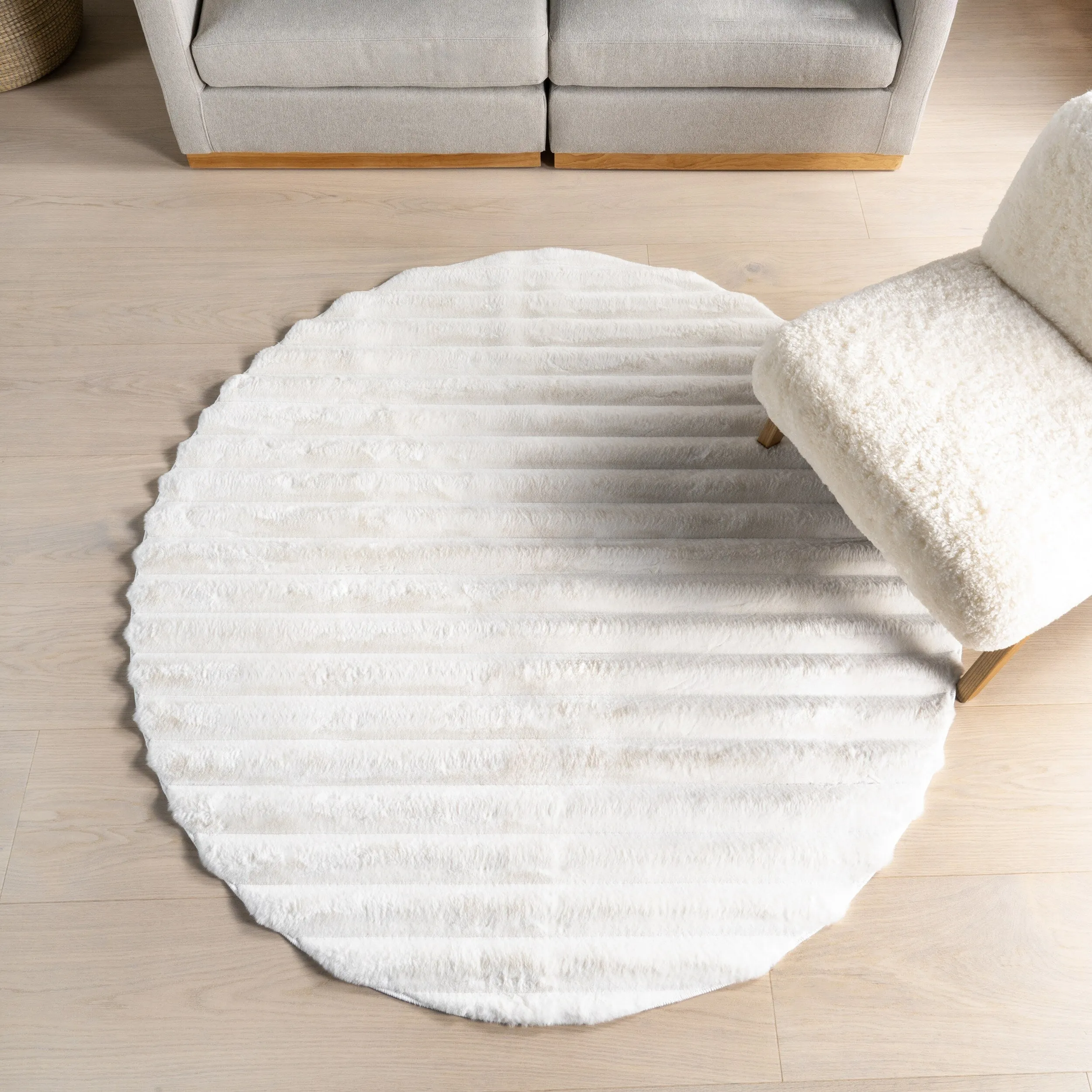 Nuloom Kai SuperiorWash Stripe Faux Rabbit Machine Washable Area Rug