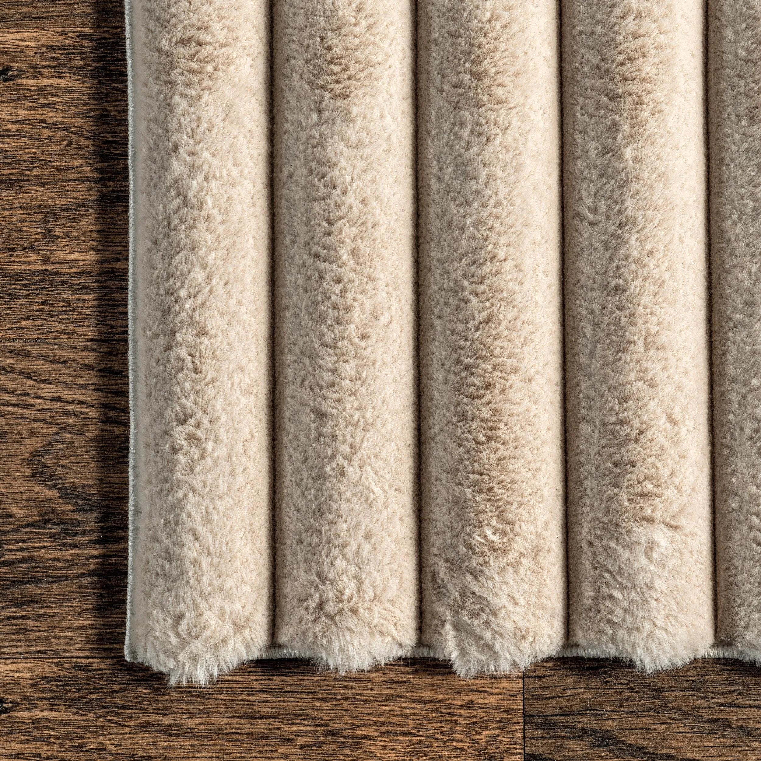 Nuloom Kai SuperiorWash Stripe Faux Rabbit Machine Washable Area Rug