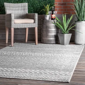 Nuloom Kamryn Textured Tribal Indoor/Outdoor Area Rug