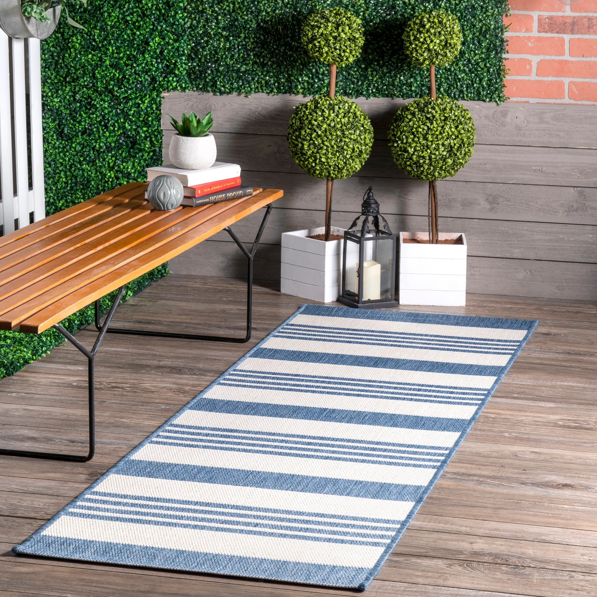 Nuloom Kristen Striped Indoor/Outdoor Area Rug