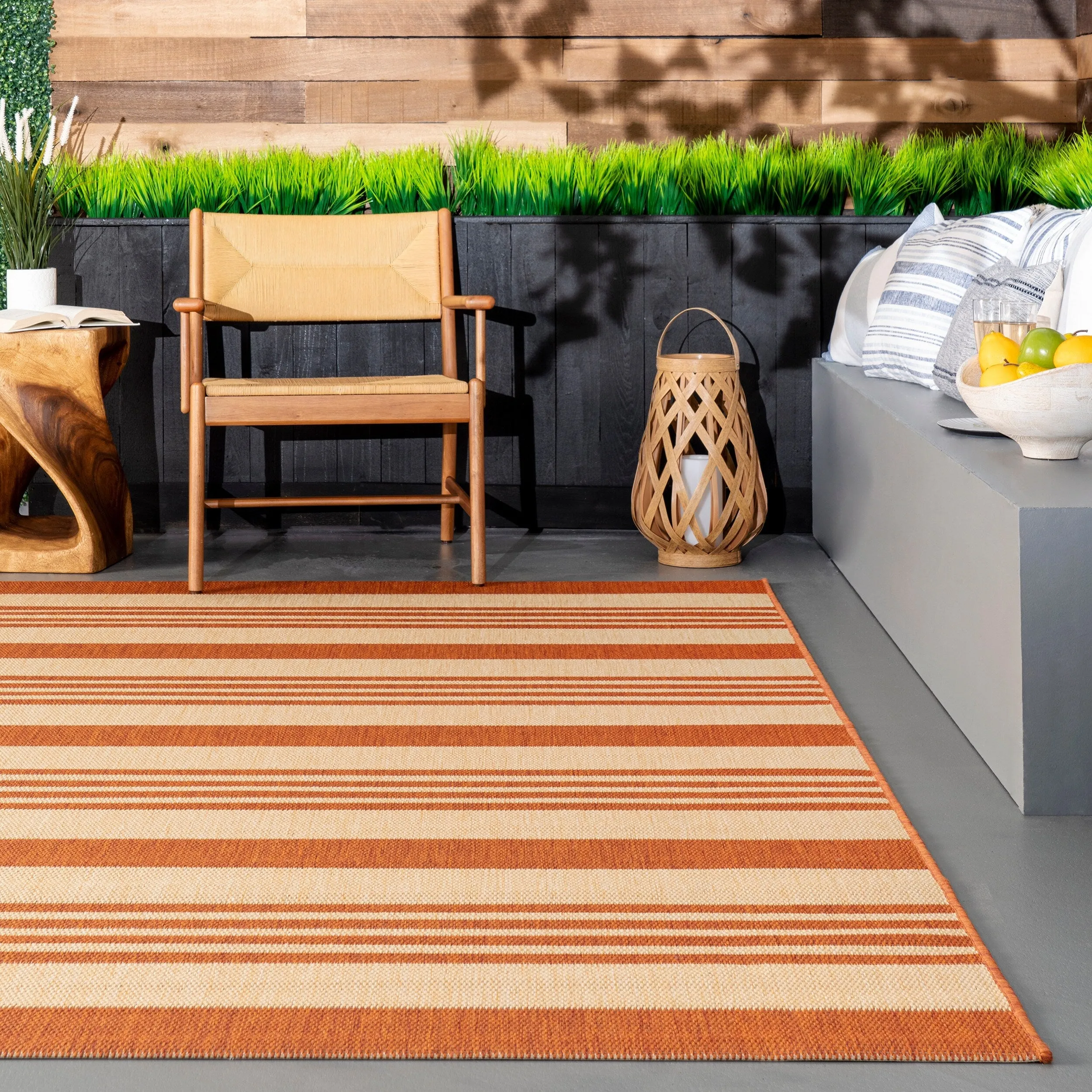 Nuloom Kristen Striped Indoor/Outdoor Area Rug