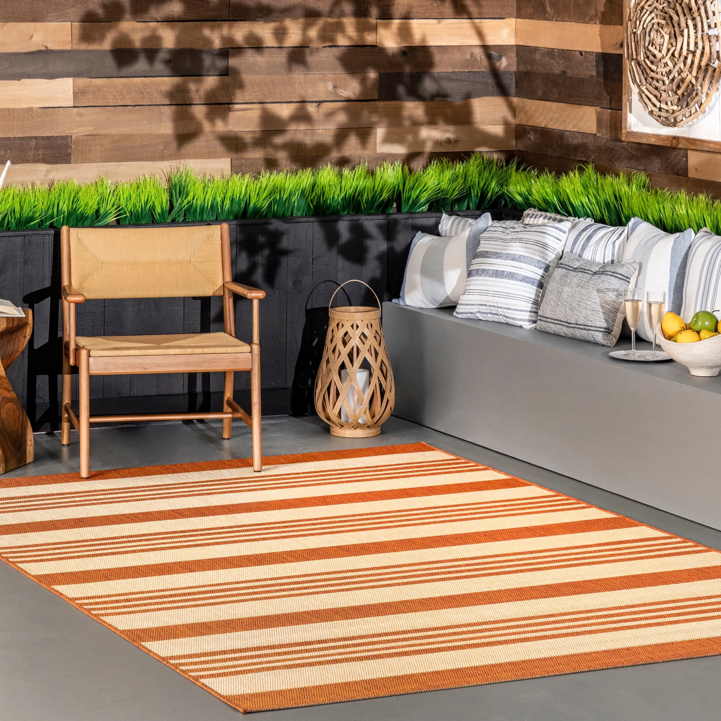 Nuloom Kristen Striped Indoor/Outdoor Area Rug