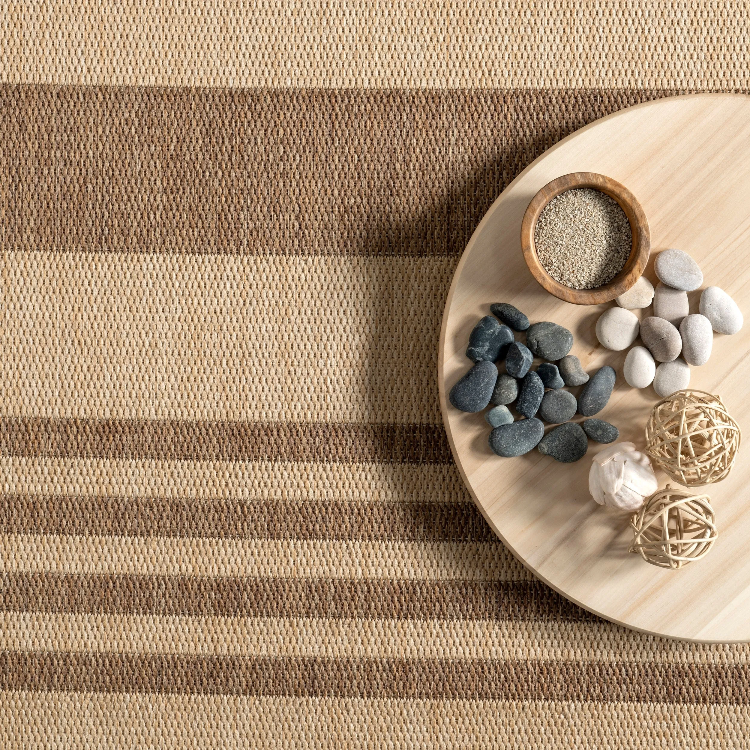 Nuloom Kristen Striped Indoor/Outdoor Area Rug