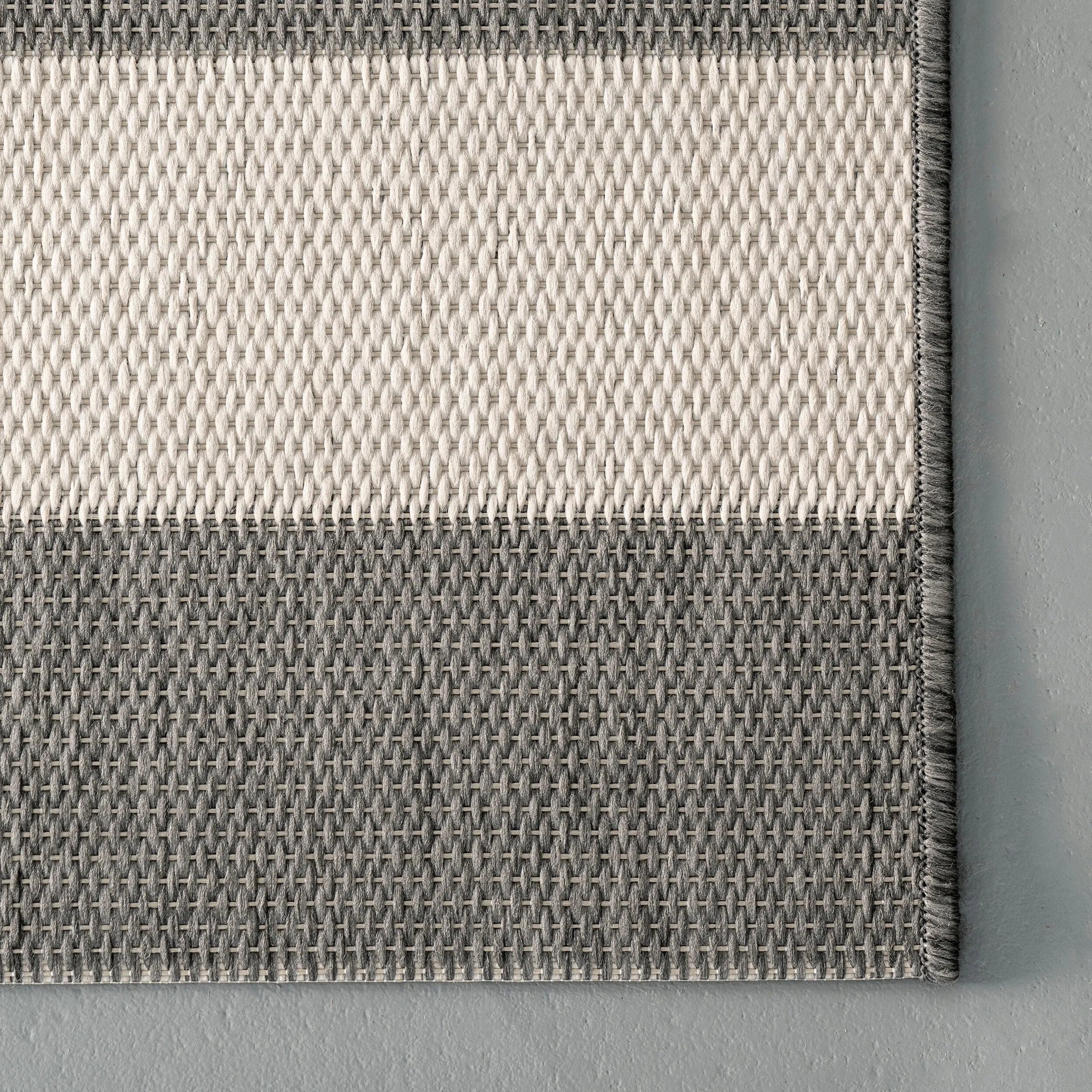 Nuloom Kristen Striped Indoor/Outdoor Area Rug