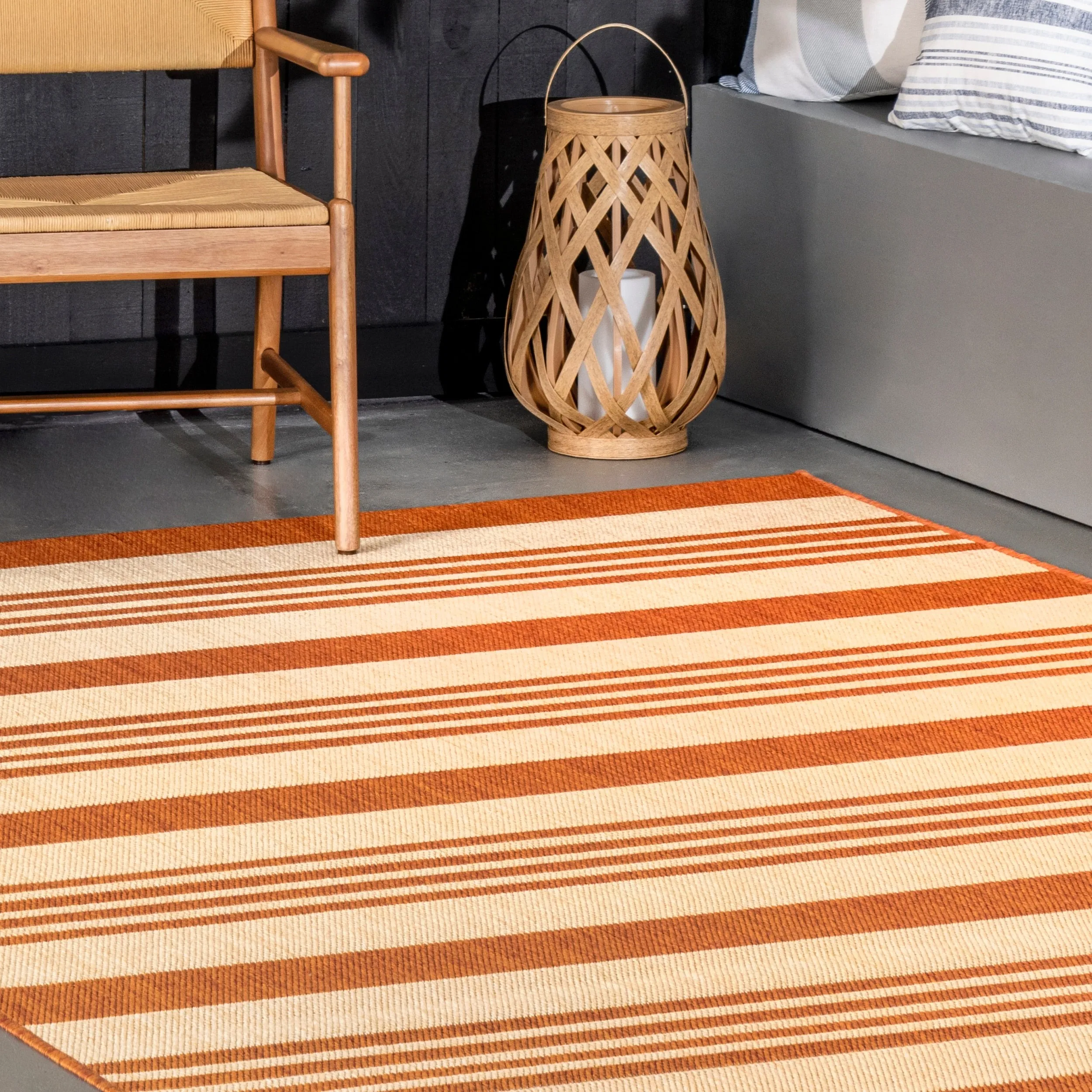 Nuloom Kristen Striped Indoor/Outdoor Area Rug