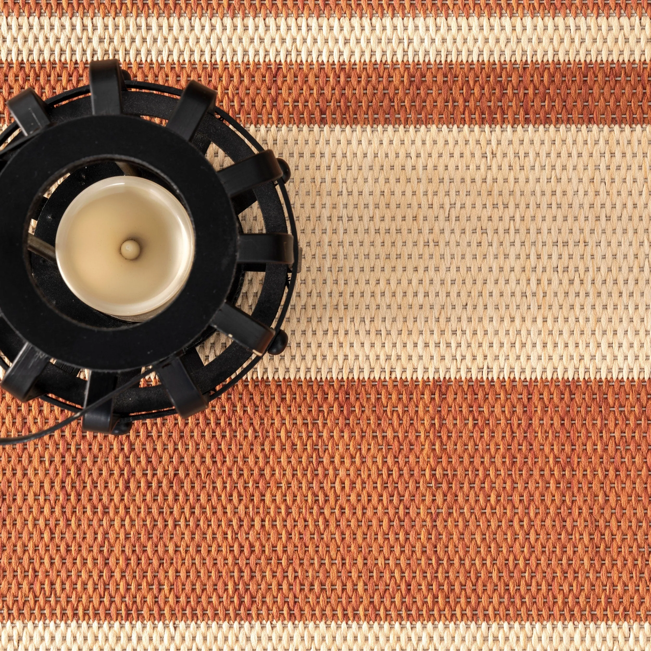 Nuloom Kristen Striped Indoor/Outdoor Area Rug