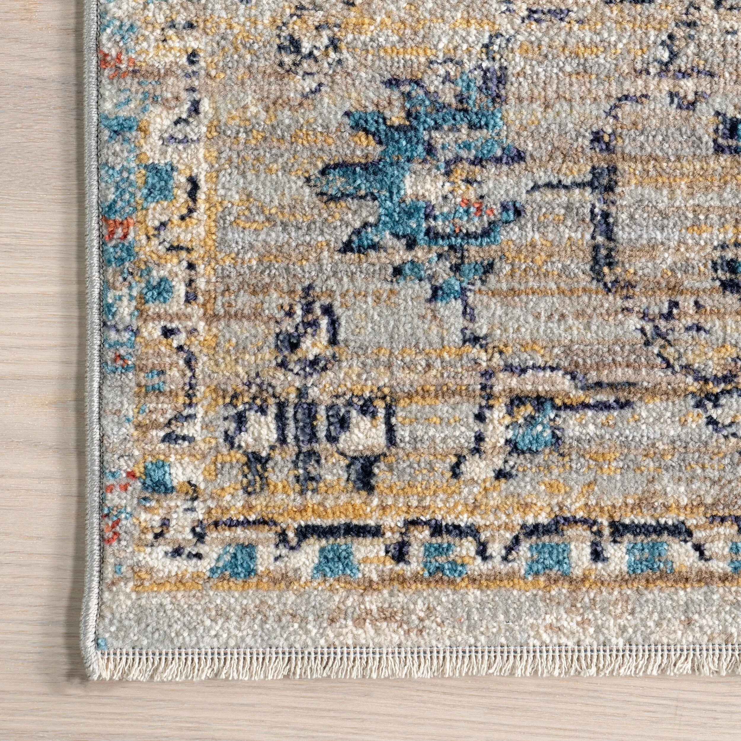 Nuloom Marley Traditional Medallion Fringe Area Rug
