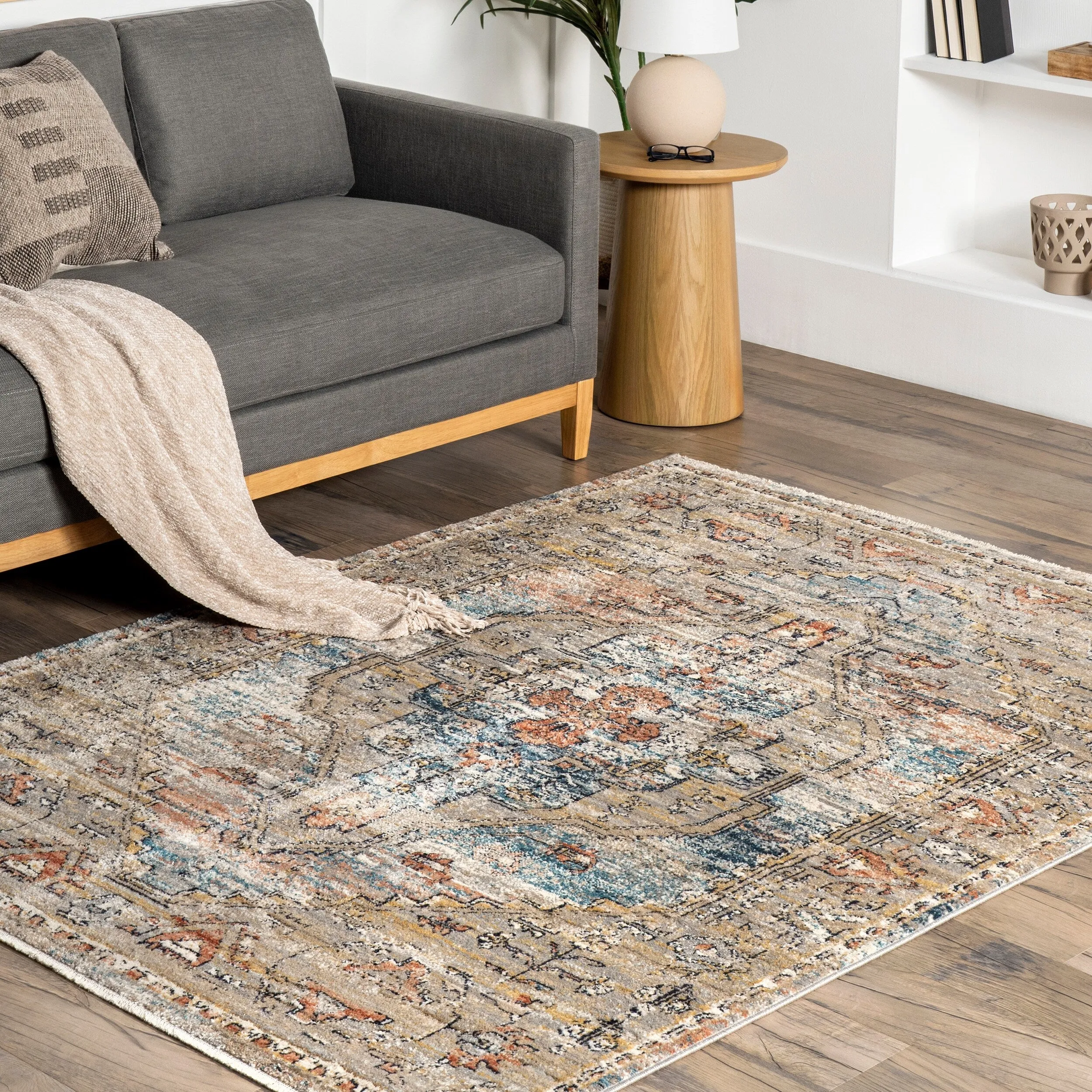 Nuloom Marley Traditional Medallion Fringe Area Rug