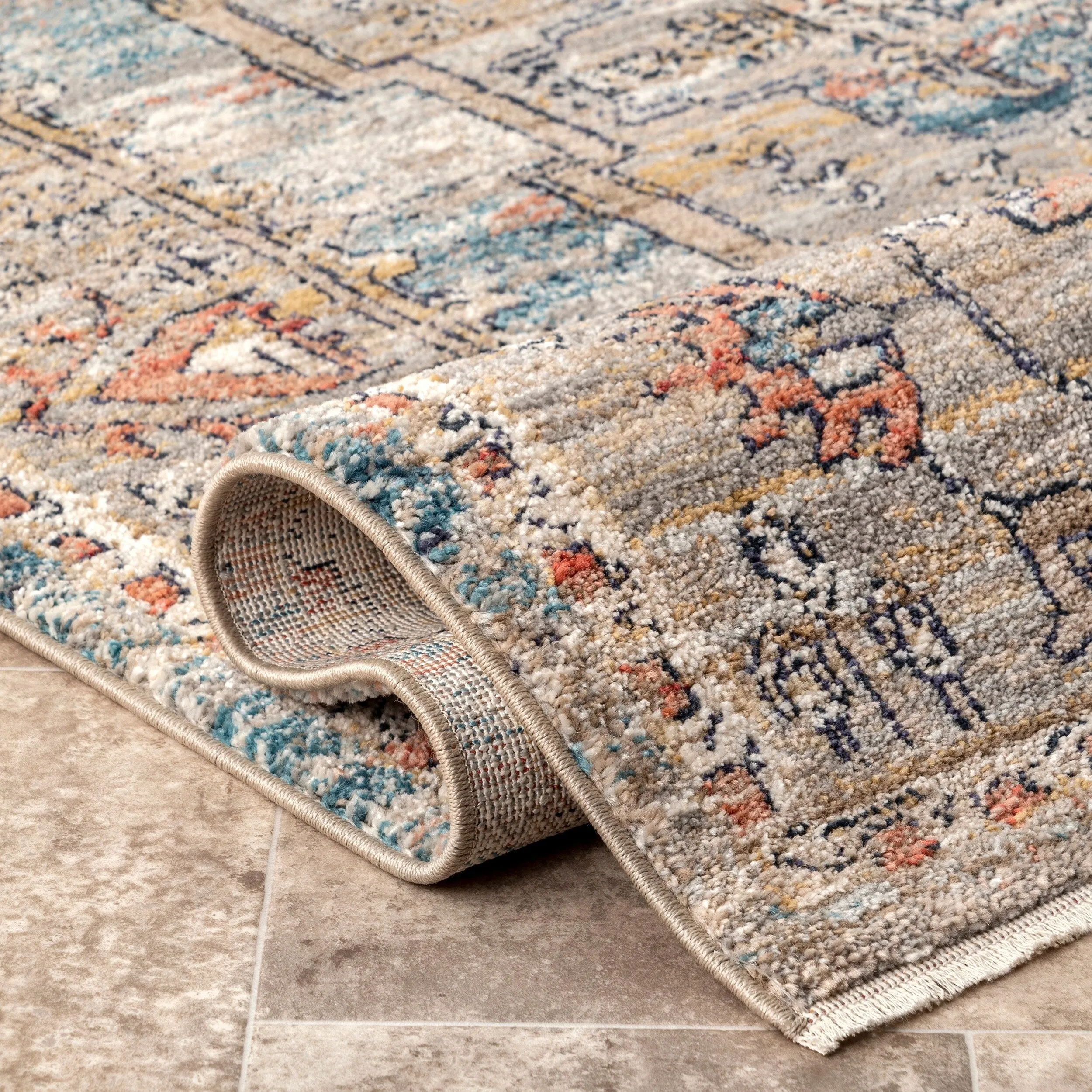 Nuloom Marley Traditional Medallion Fringe Area Rug