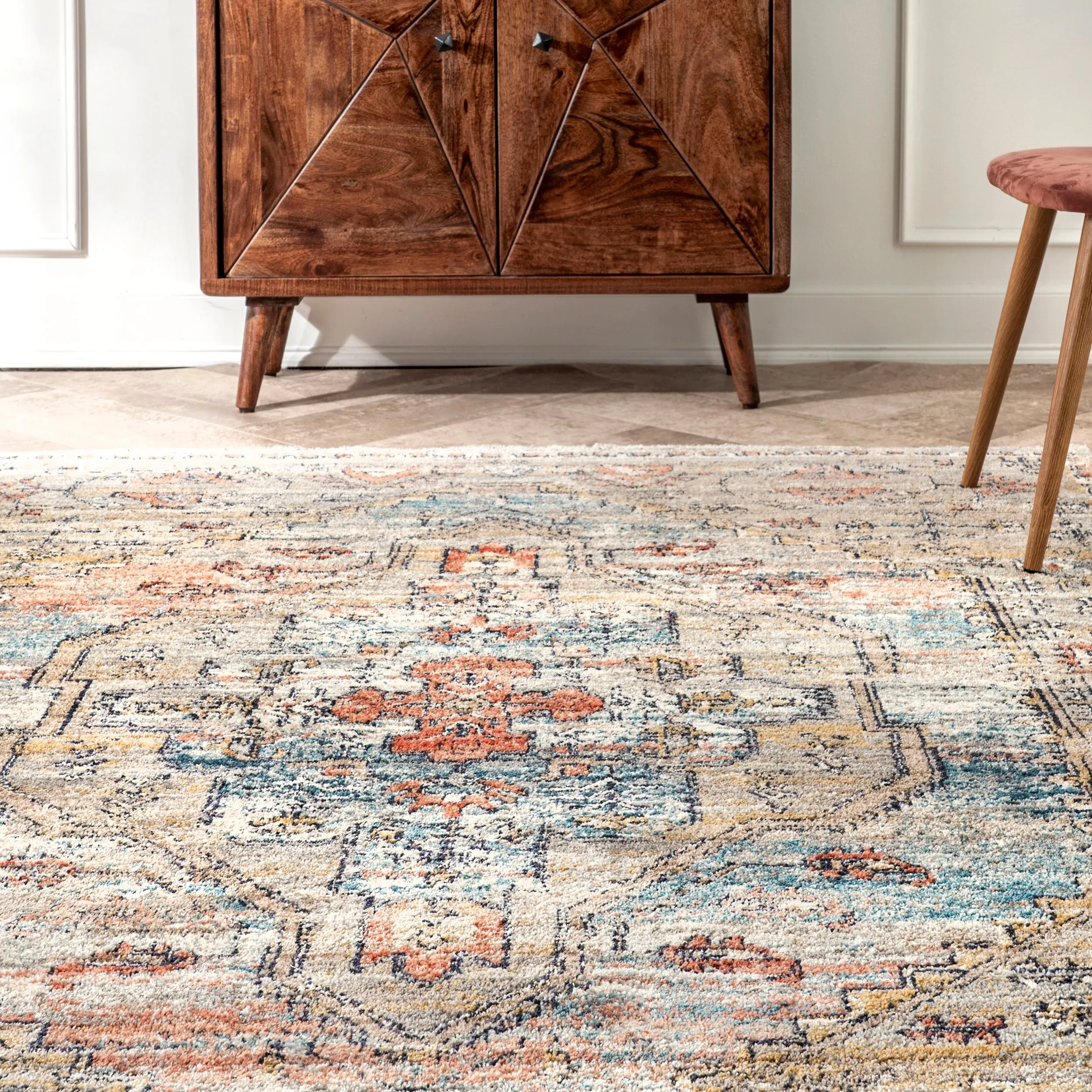 Nuloom Marley Traditional Medallion Fringe Area Rug