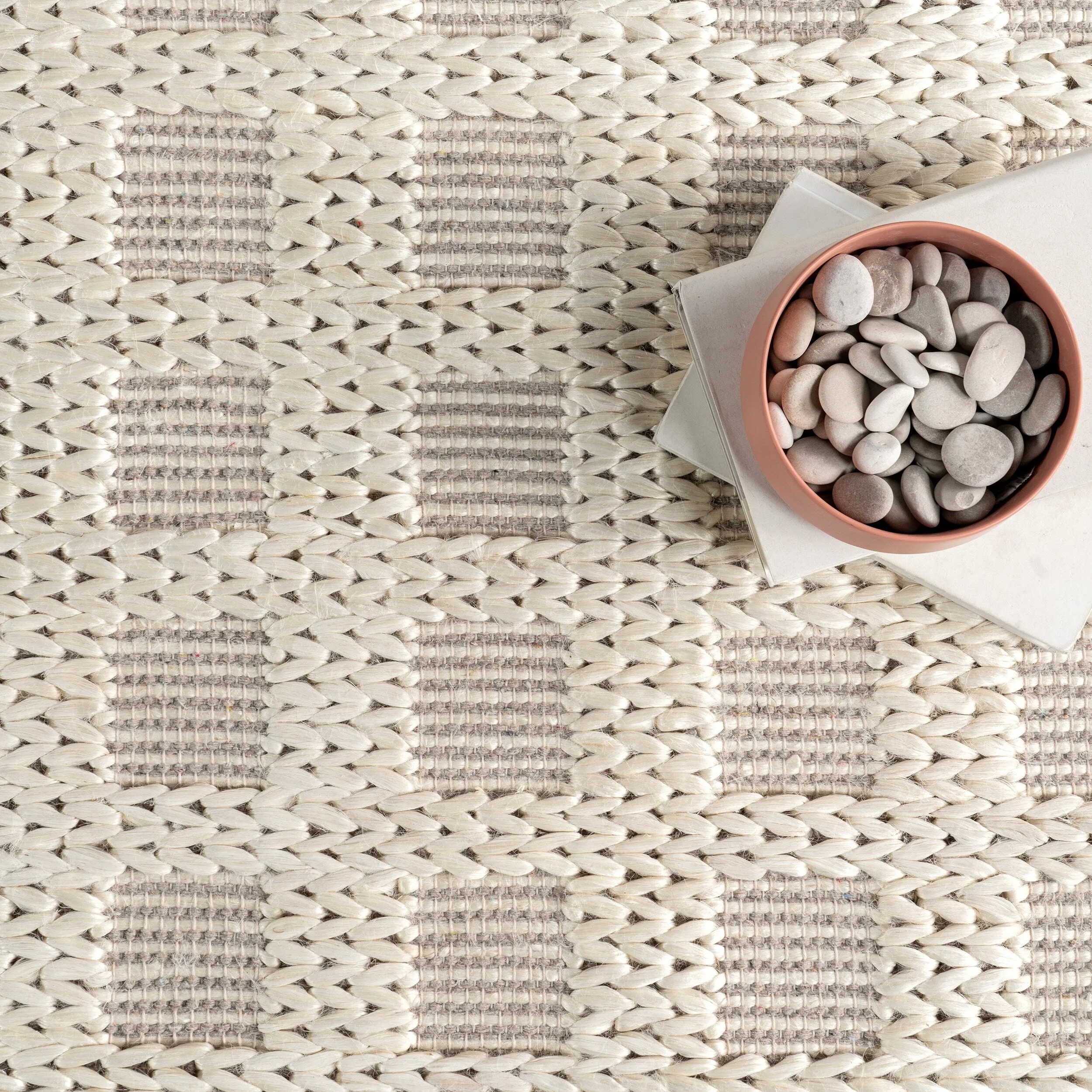 Nuloom Rubina Casual Geometric Jute Area Rug