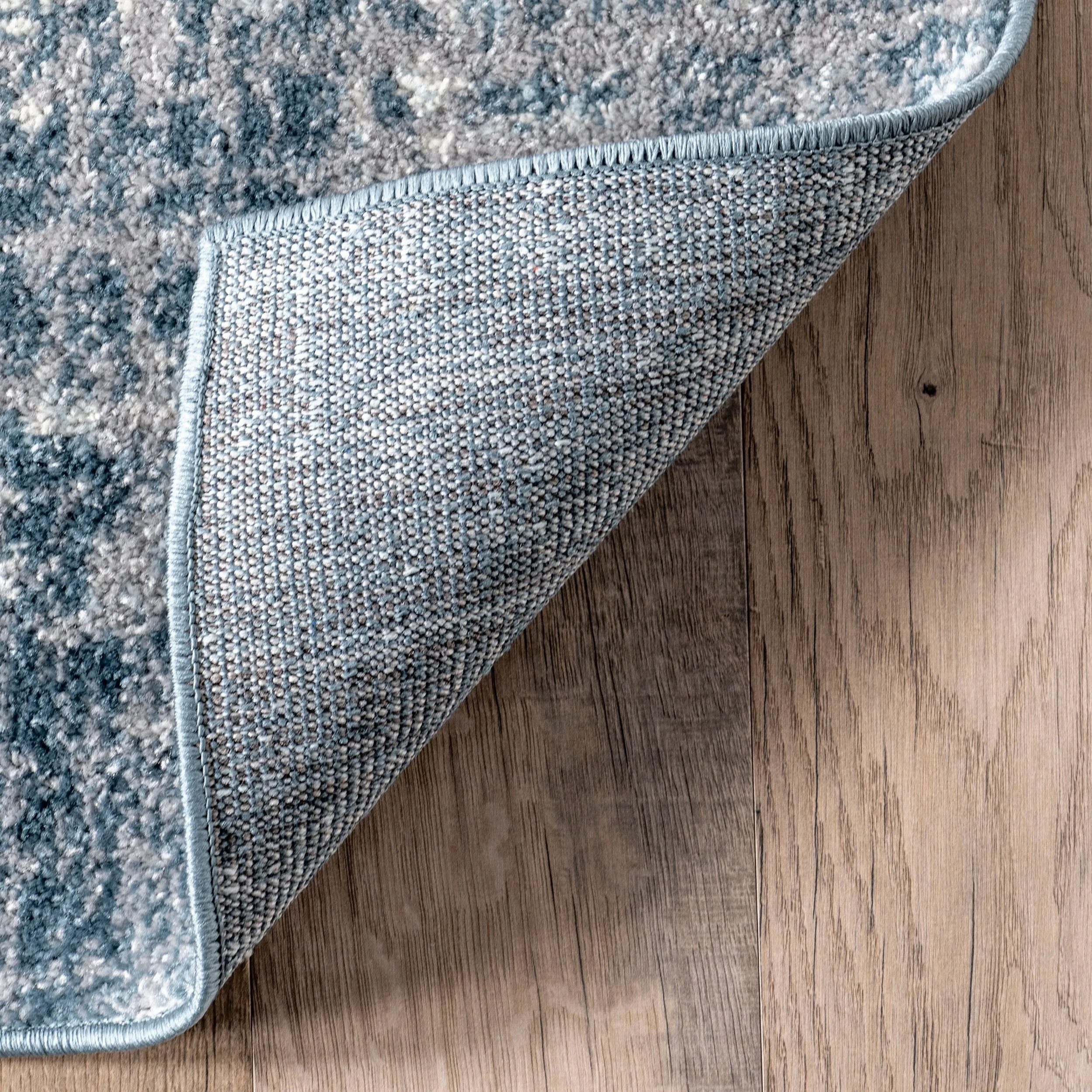 Nuloom Sofia Faded Persian Medallion Area Rug