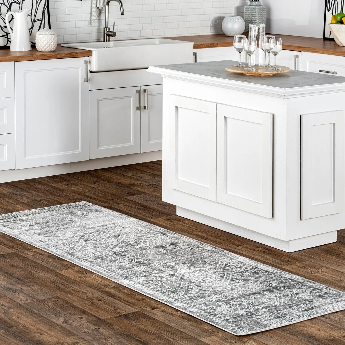 Nuloom Transitional Moroccan Frances Area Rug